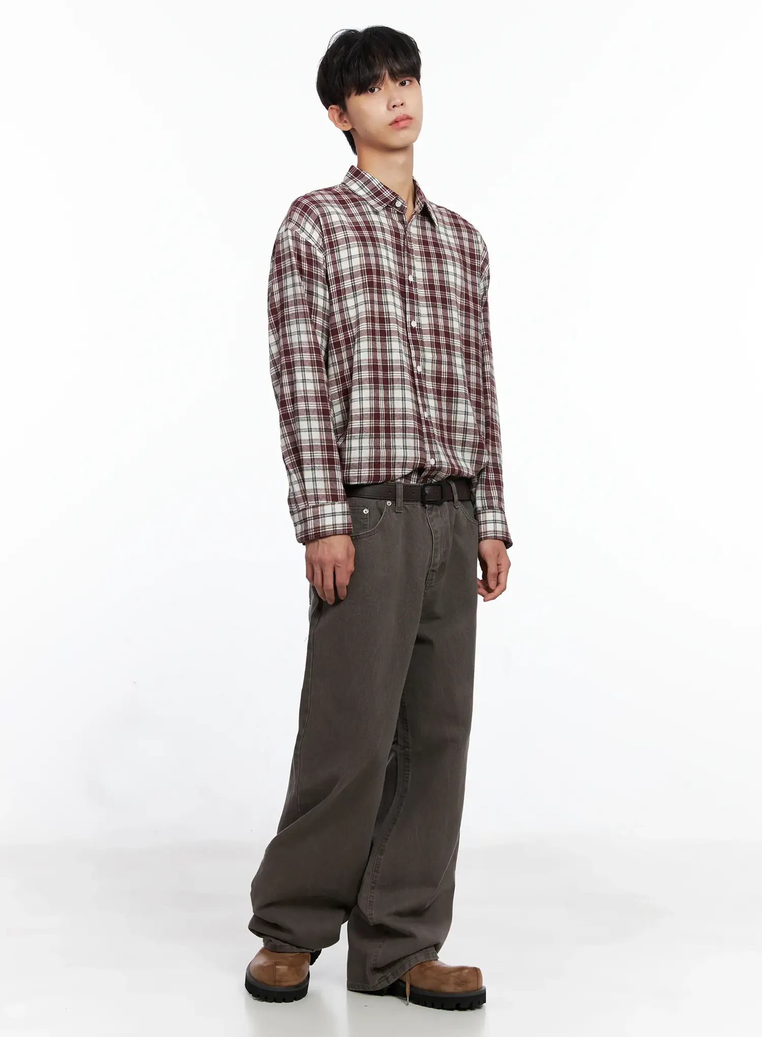 Men's Classic Crewneck Sweater IS519 - Image 11