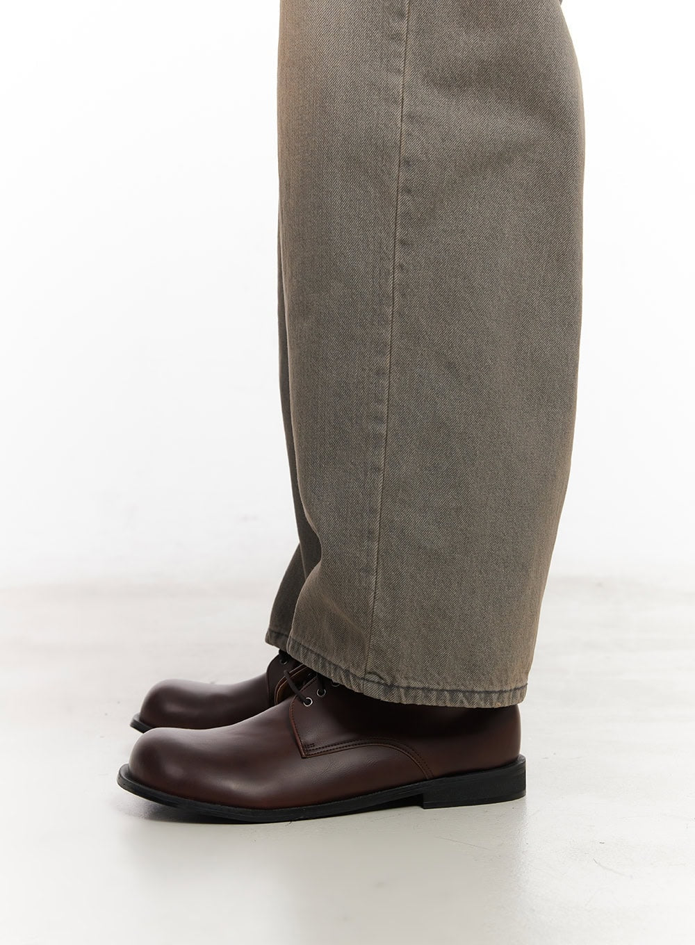 Men's Classic Faux-Leather Loafers IM514 - Image 5