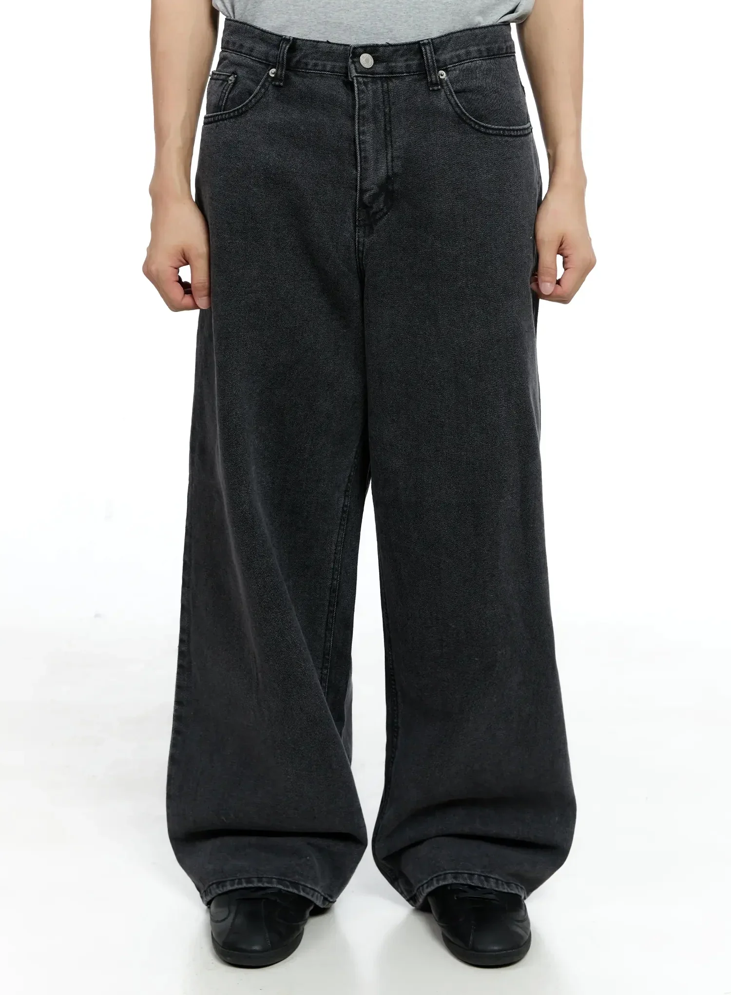 Men's Classic Wide-Leg Jeans IG520