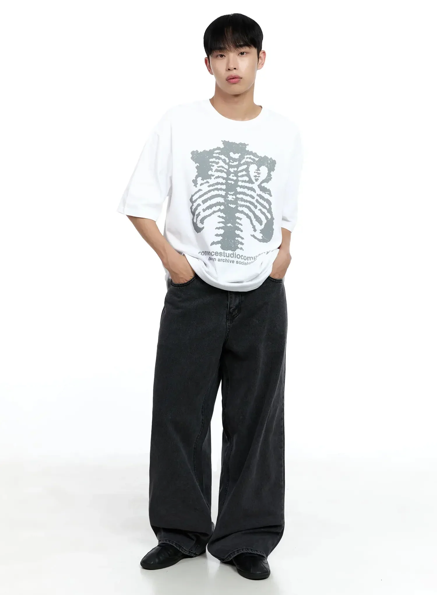 Men's Classic Wide-Leg Jeans IG520 - Image 12