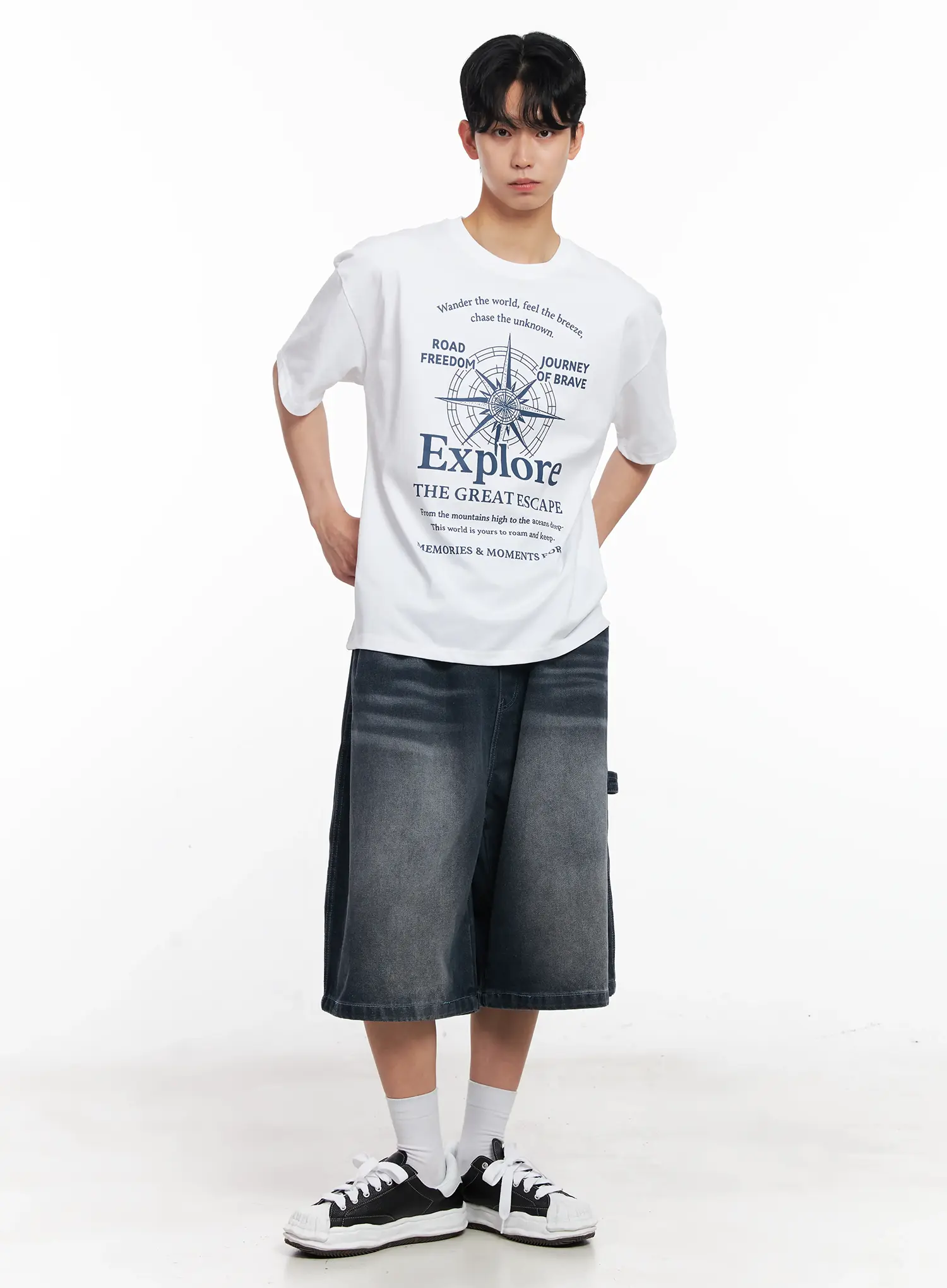 Men's "Explore" Graphic Tee IL504 - Image 8