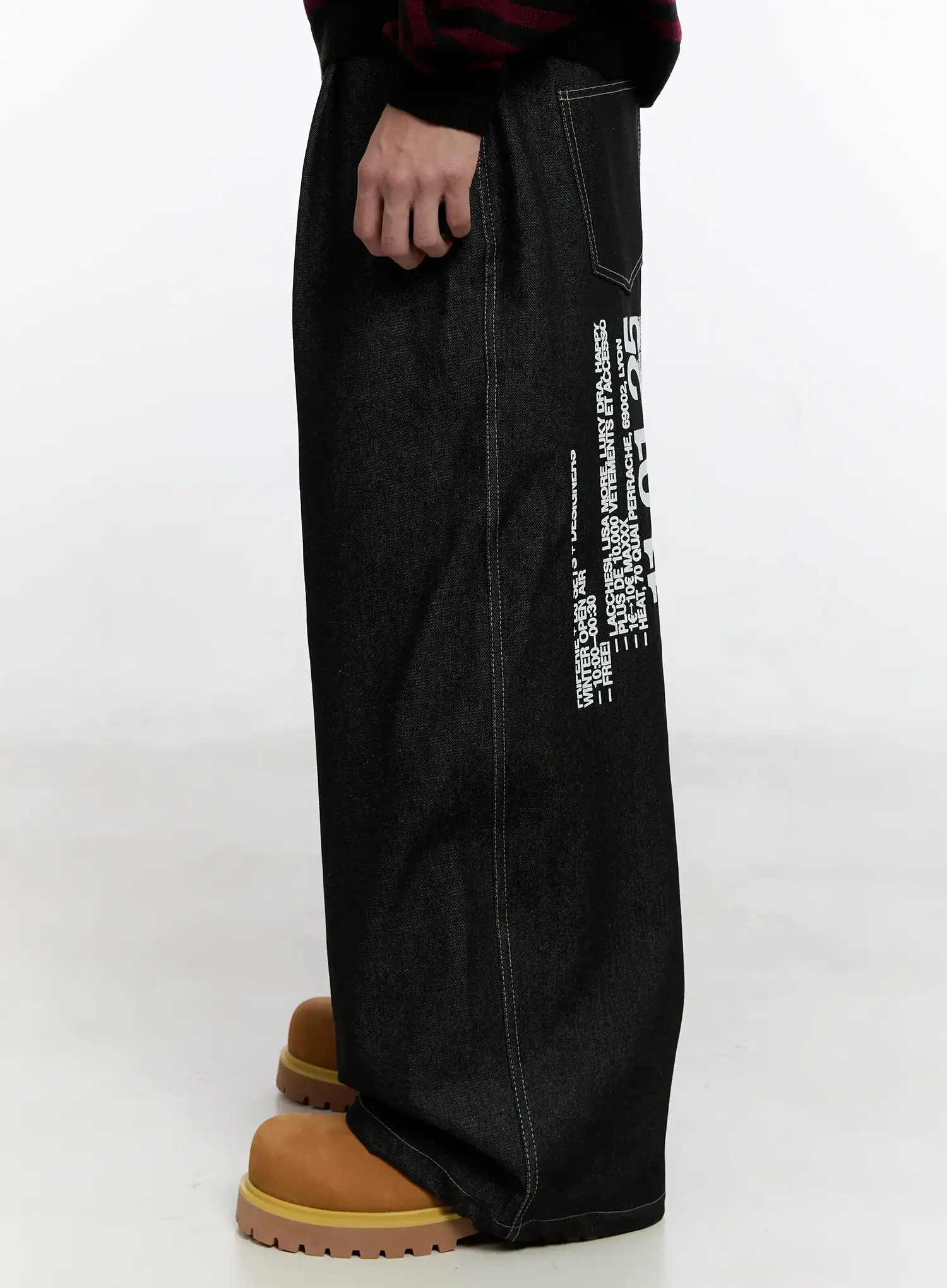 Men's Graphic Jeans (Black) IS529 - Image 6