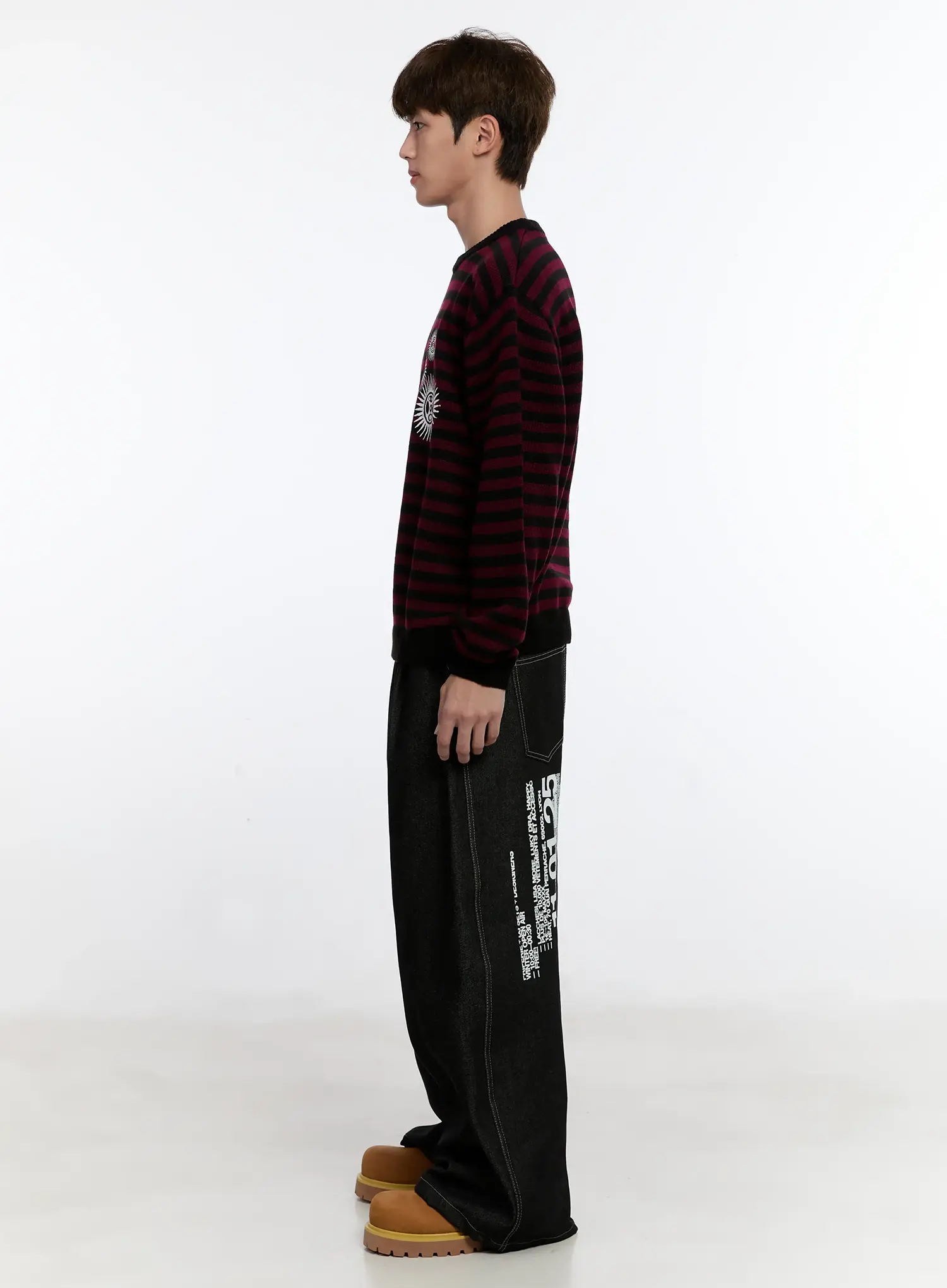 Men's Graphic Jeans (Black) IS529 - Image 8