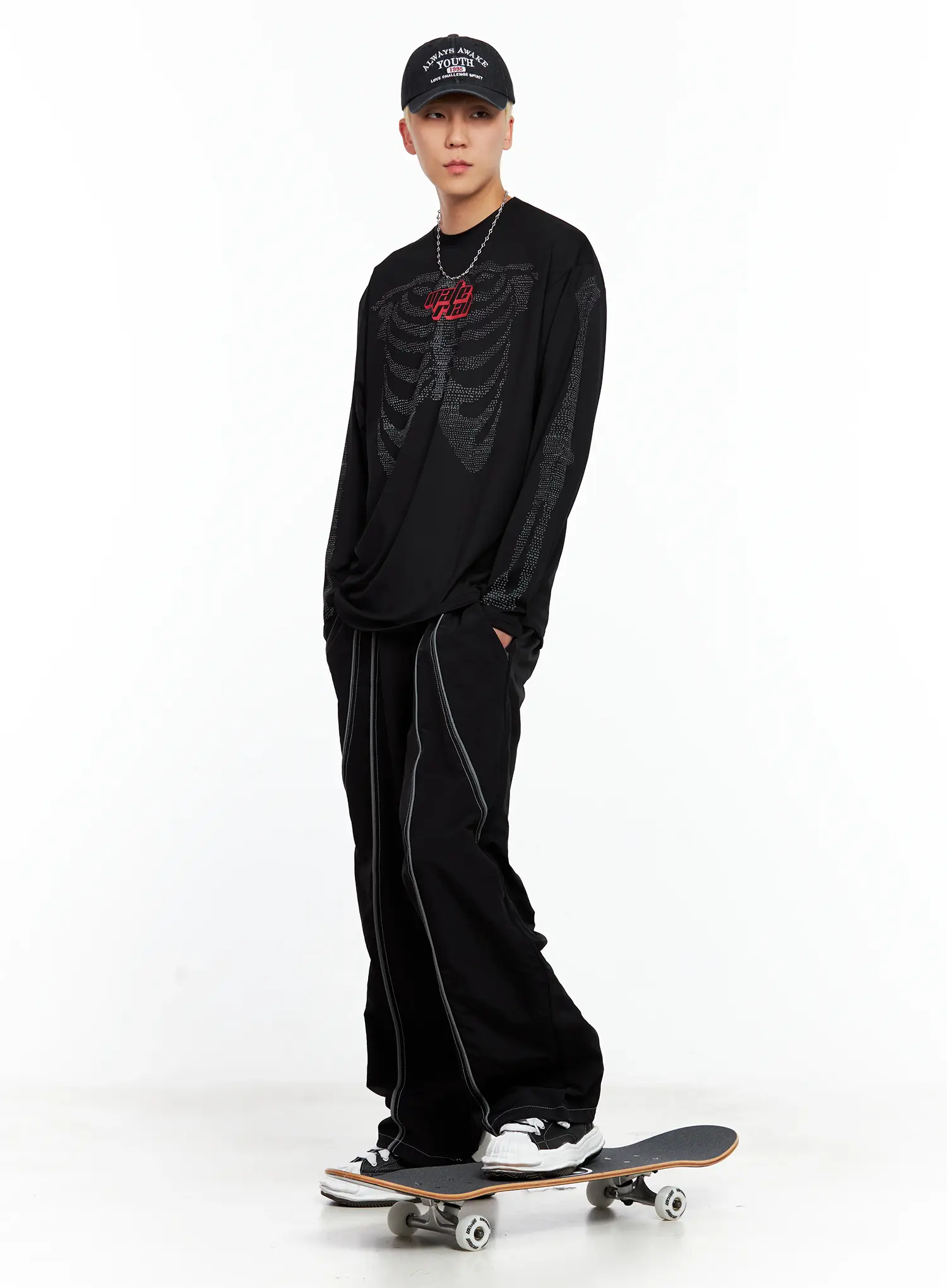 Men's Graphic Skull Long-Sleeve Tee IL511 - Image 12