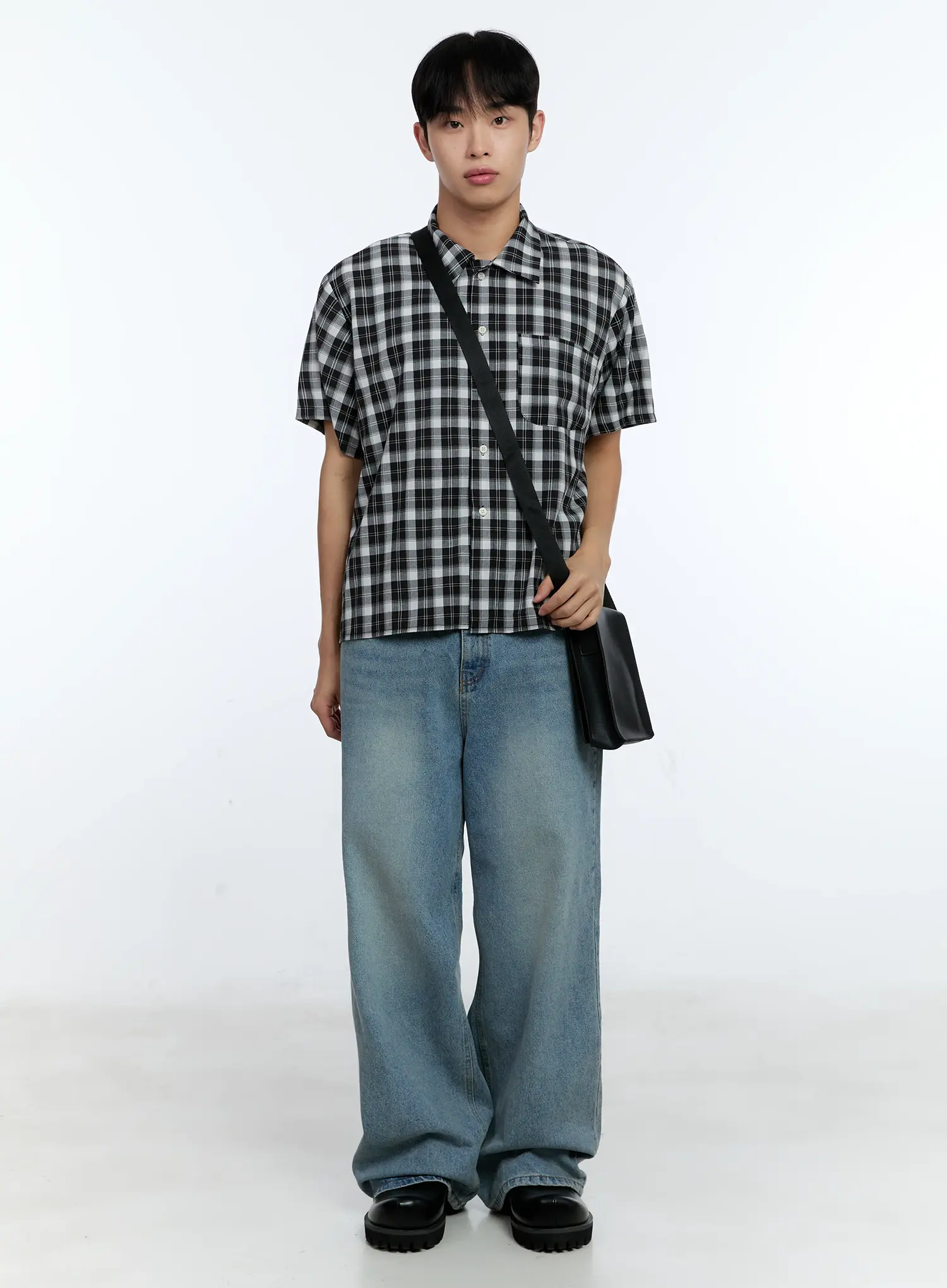Men's Leather Crossbody Bag IG519 - Image 5