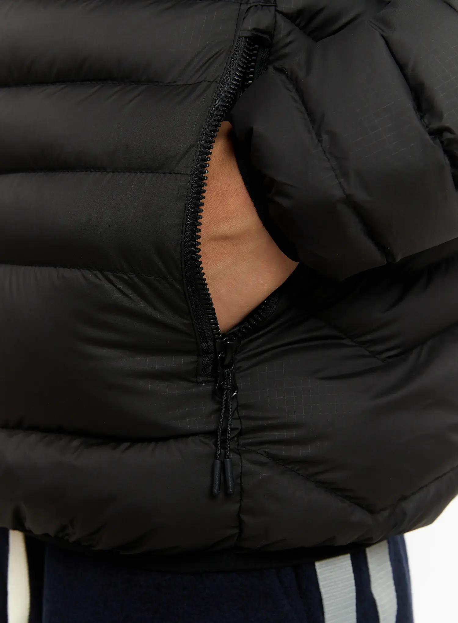 Men's Lightweight Detachable Hood Puffer Jacket ID523 - Image 12