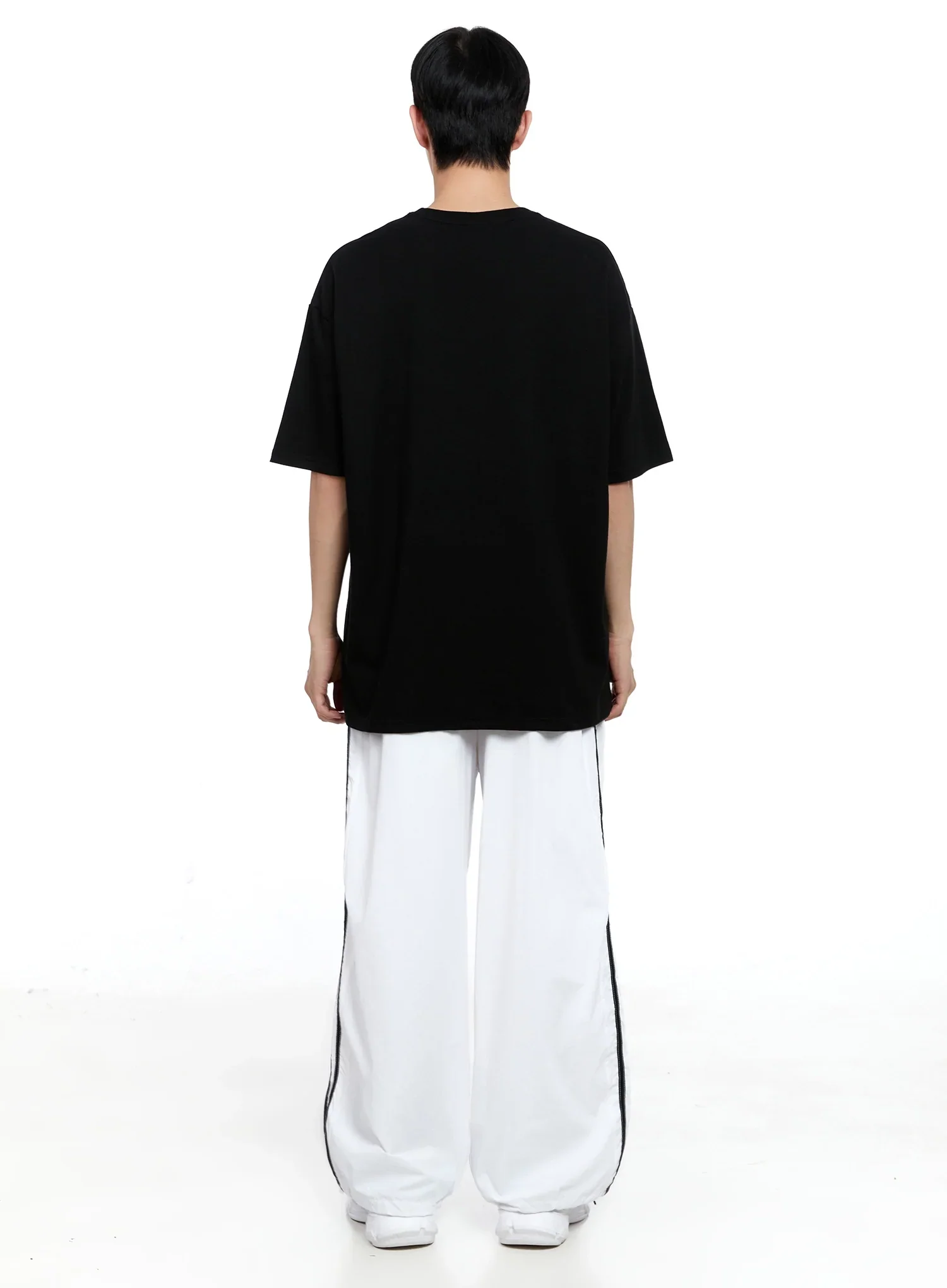 Men's No.9 Graphic Tee IG520 - Image 15