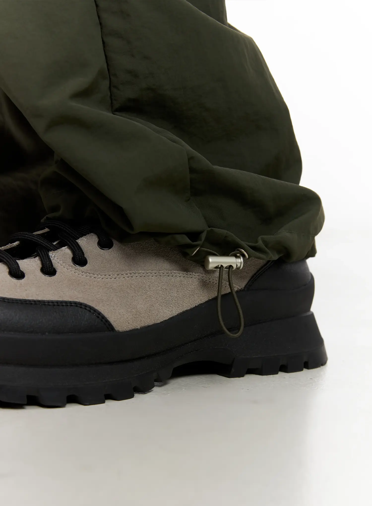 Men's Parachute Streetwear Pants IL518 - Image 9