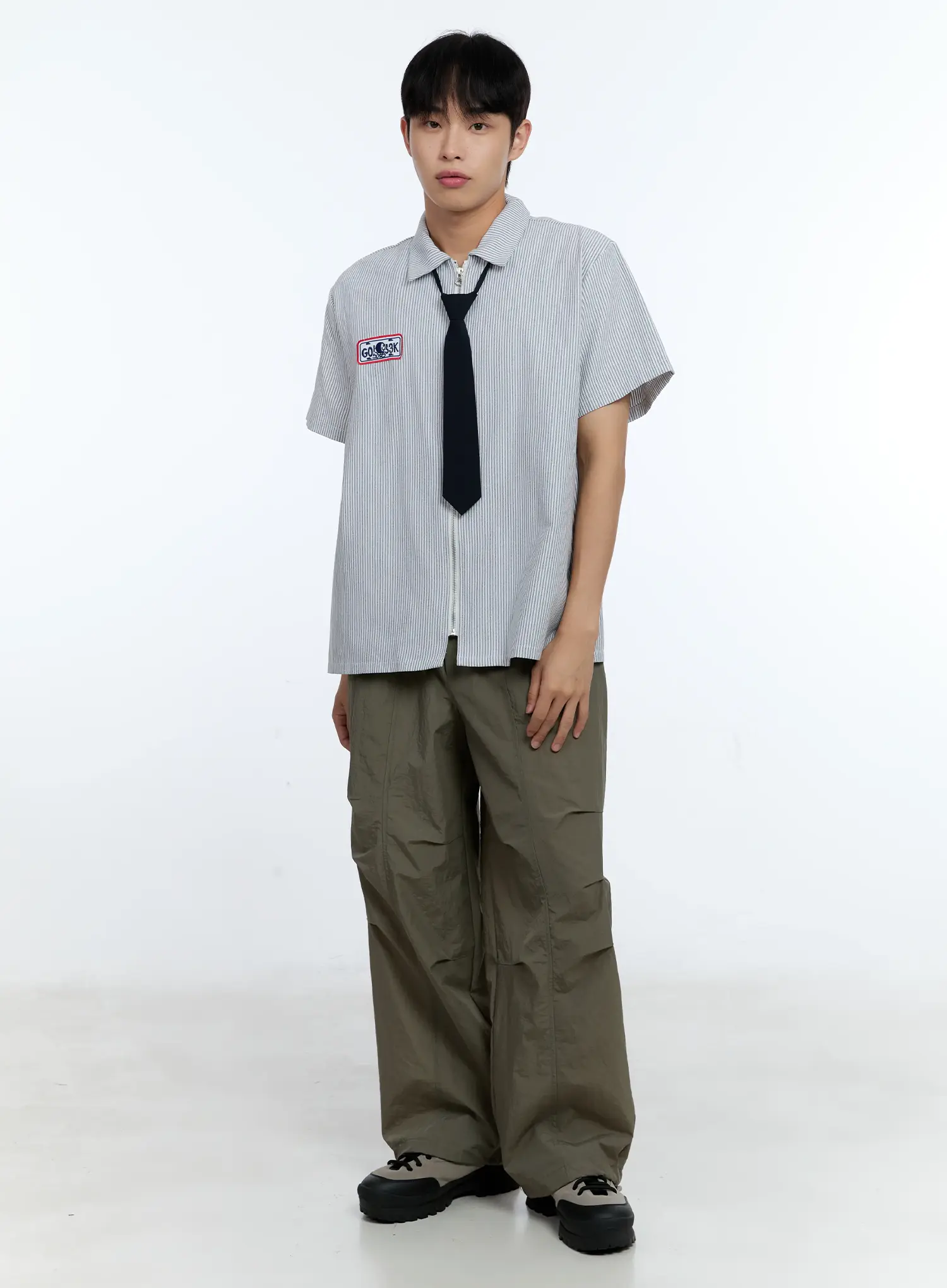 Men's Pinstripe Short Sleeve Zip Shirt IG519 - Image 13