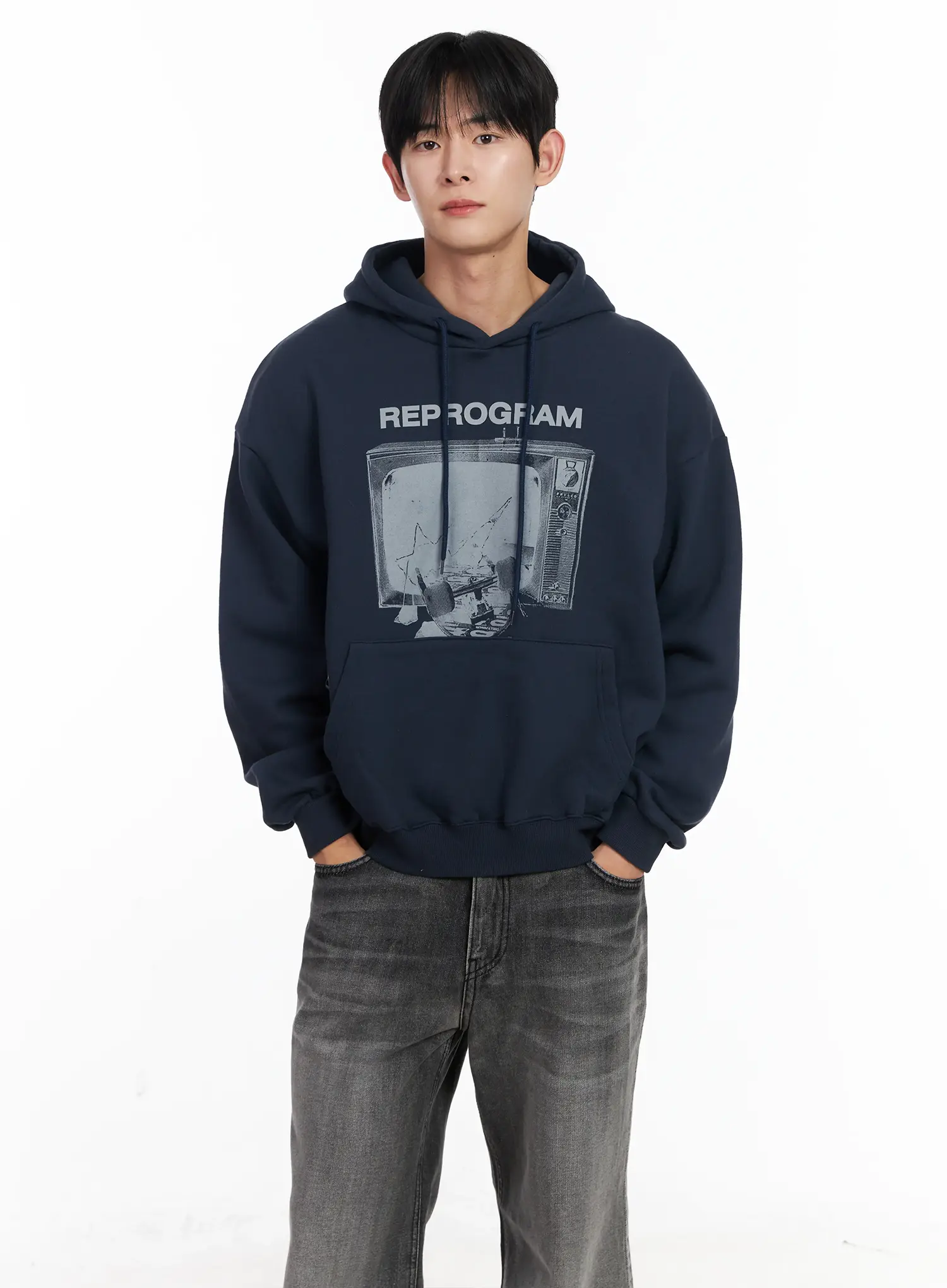 Men's Retro TV Graphic Hoodie IJ521 - Image 7
