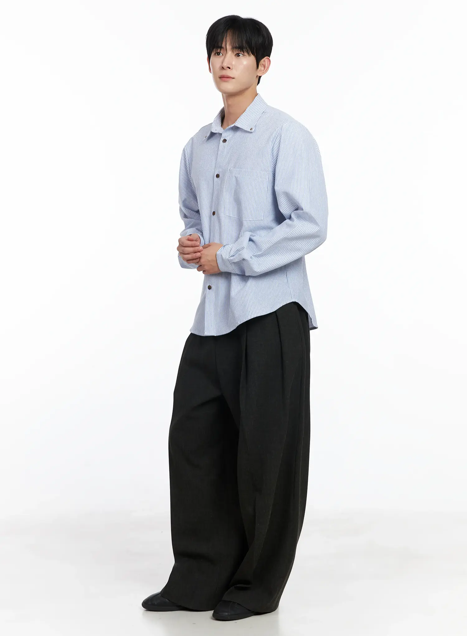 Men's Simple Striped Button-Up Shirt IJ521