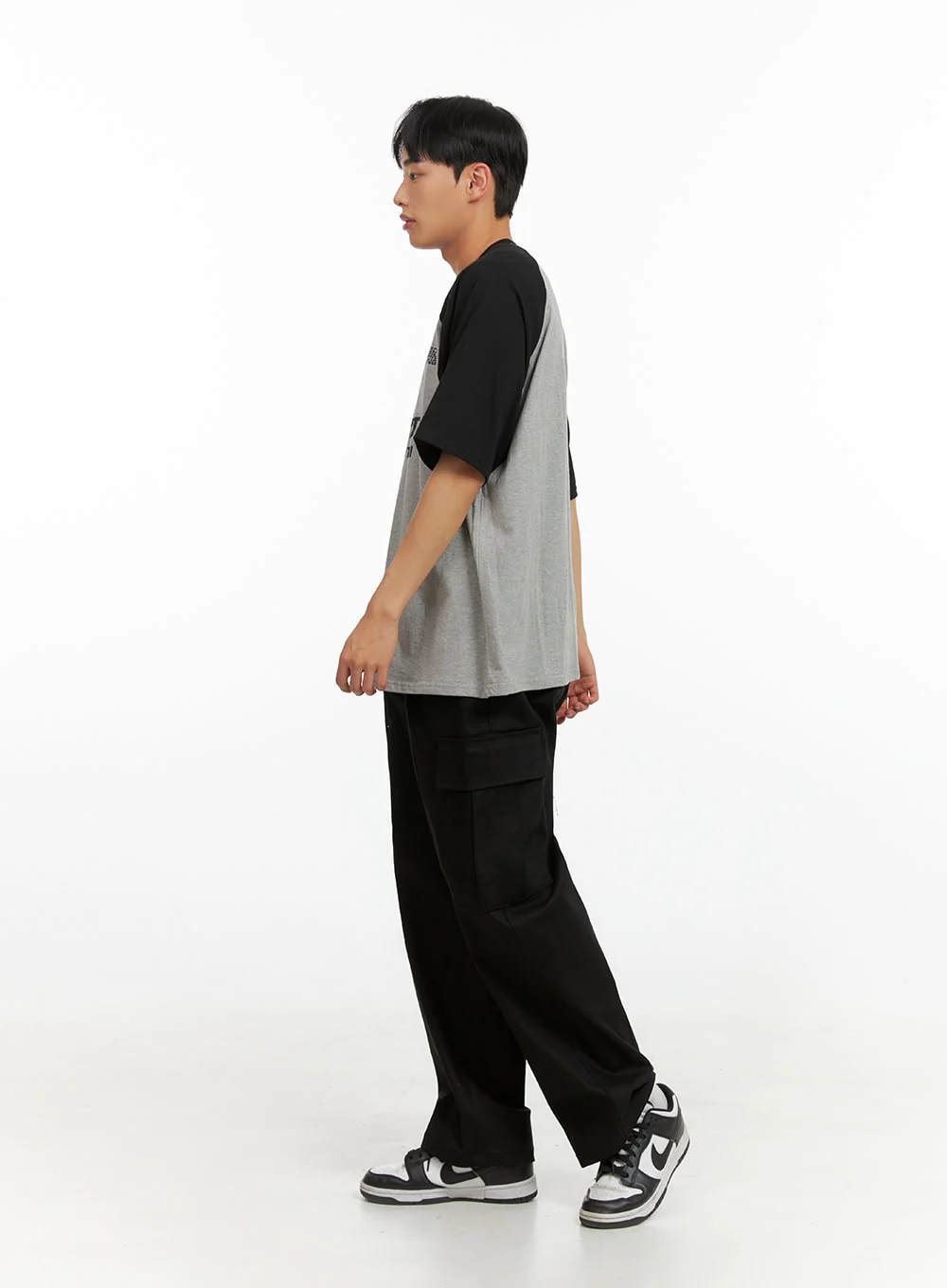 Men's Solid Cargo Pants (Black) IU412 - Image 3
