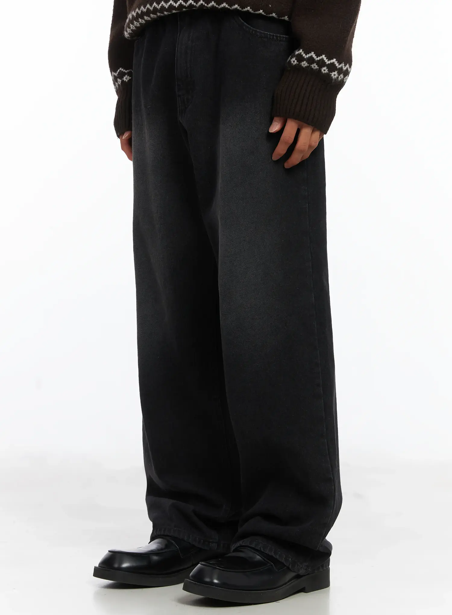 Men's Straight Semi-Wide Fleece Jeans (Black) IJ514 - Image 4