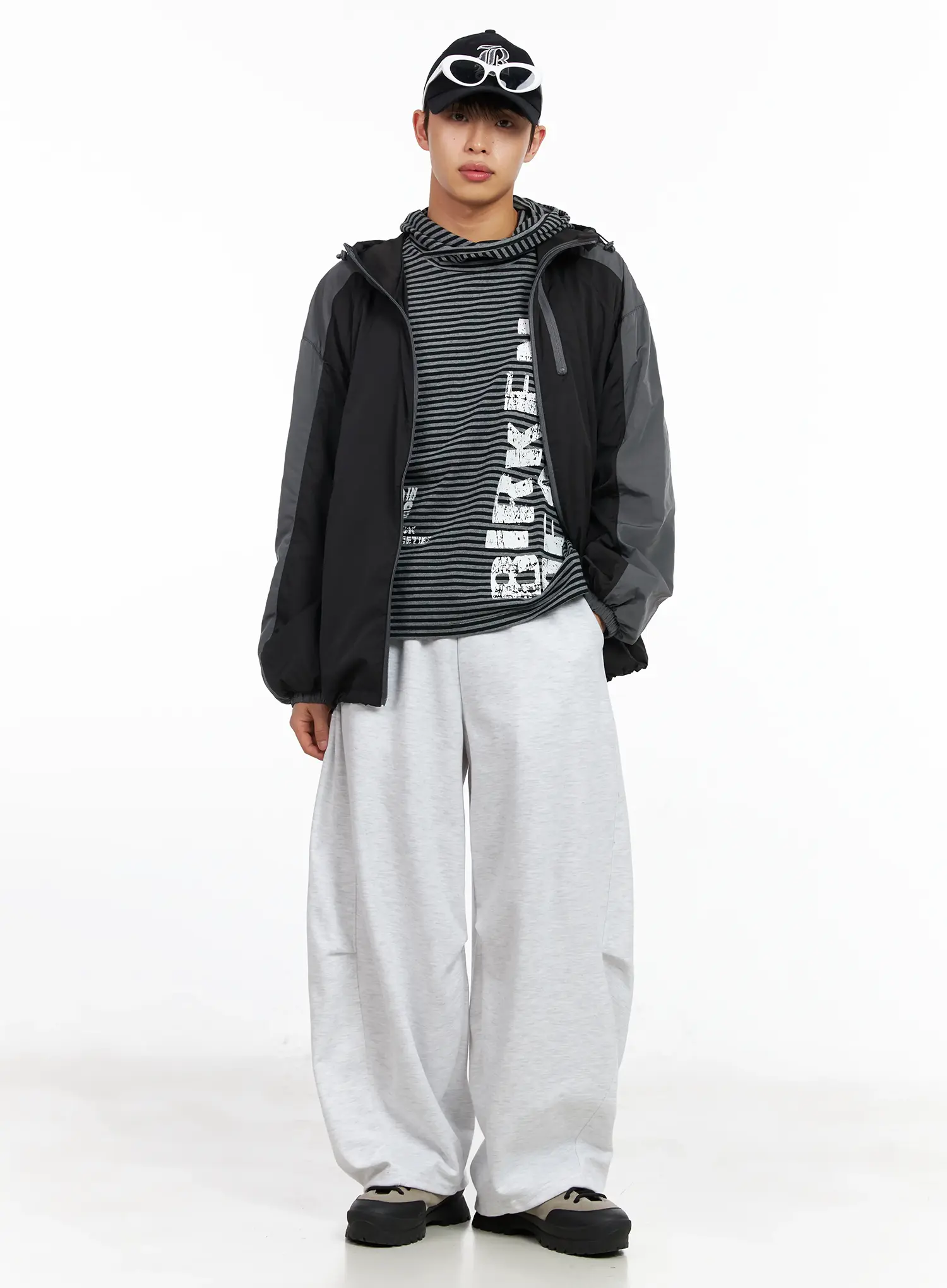 Men's Striped Graphic Hoodie IM516 - Image 12