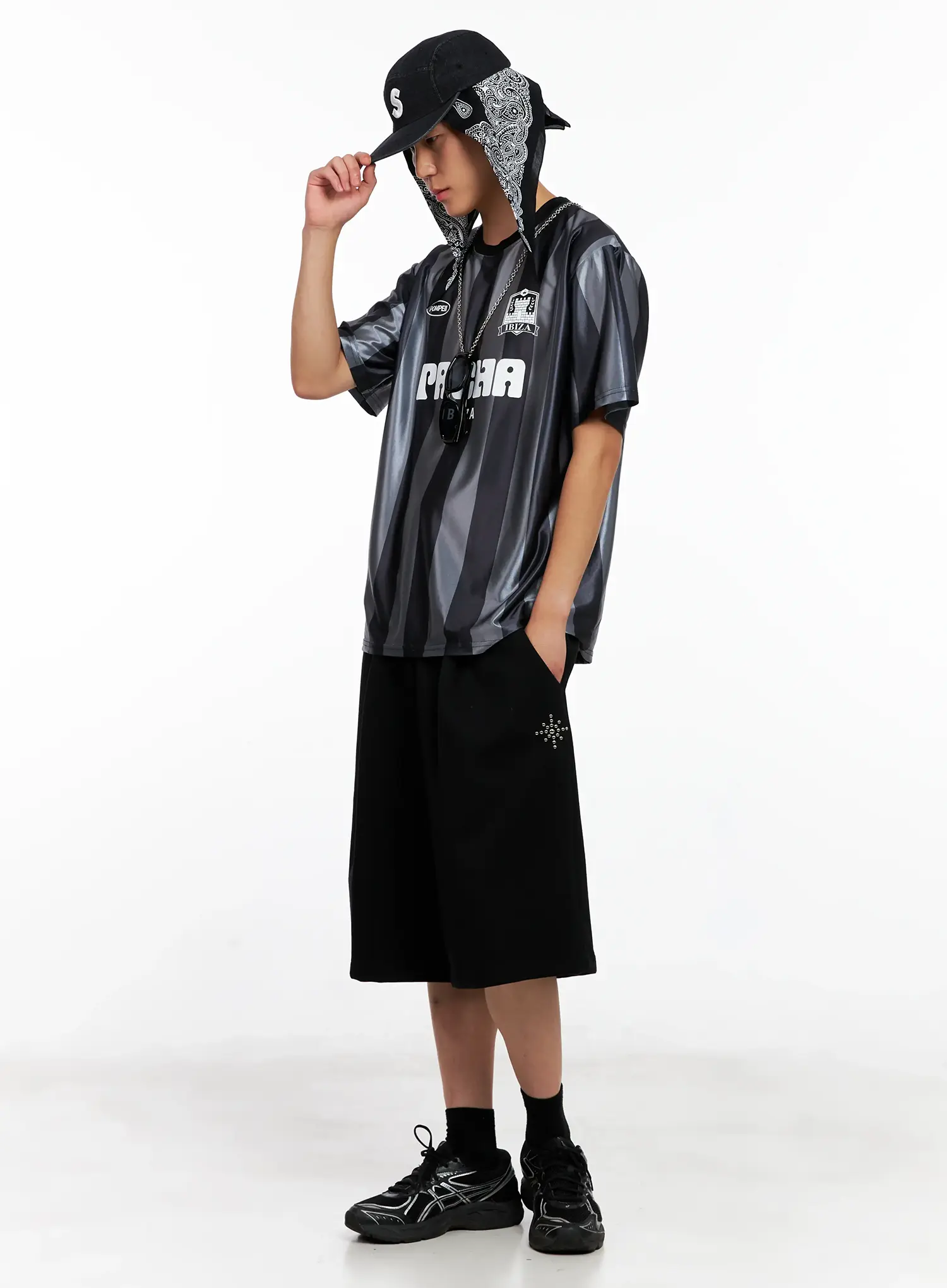 Men's Studded Bermuda Shorts IG511 - Image 13