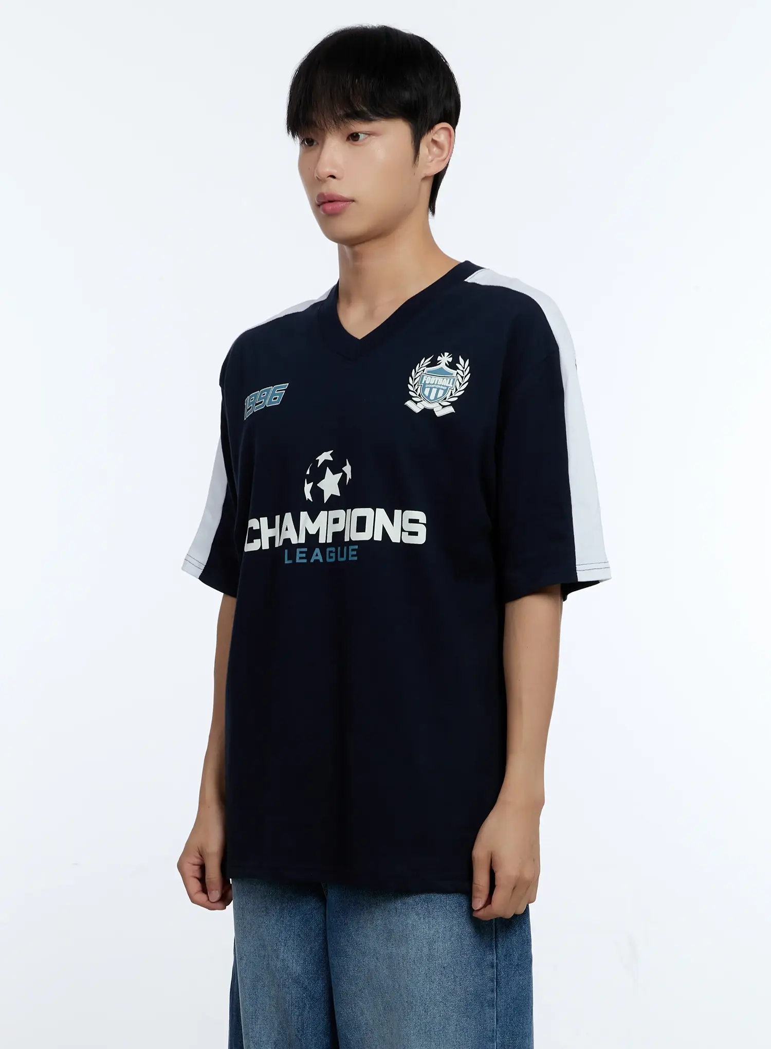 Men's V-Neck Champions League Graphic Jersey IG515 - Image 4