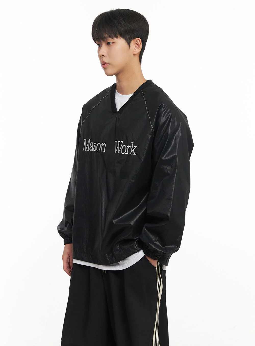 Men's V-Neck Oversized Graphic Sweatshirt IM517 - Image 4