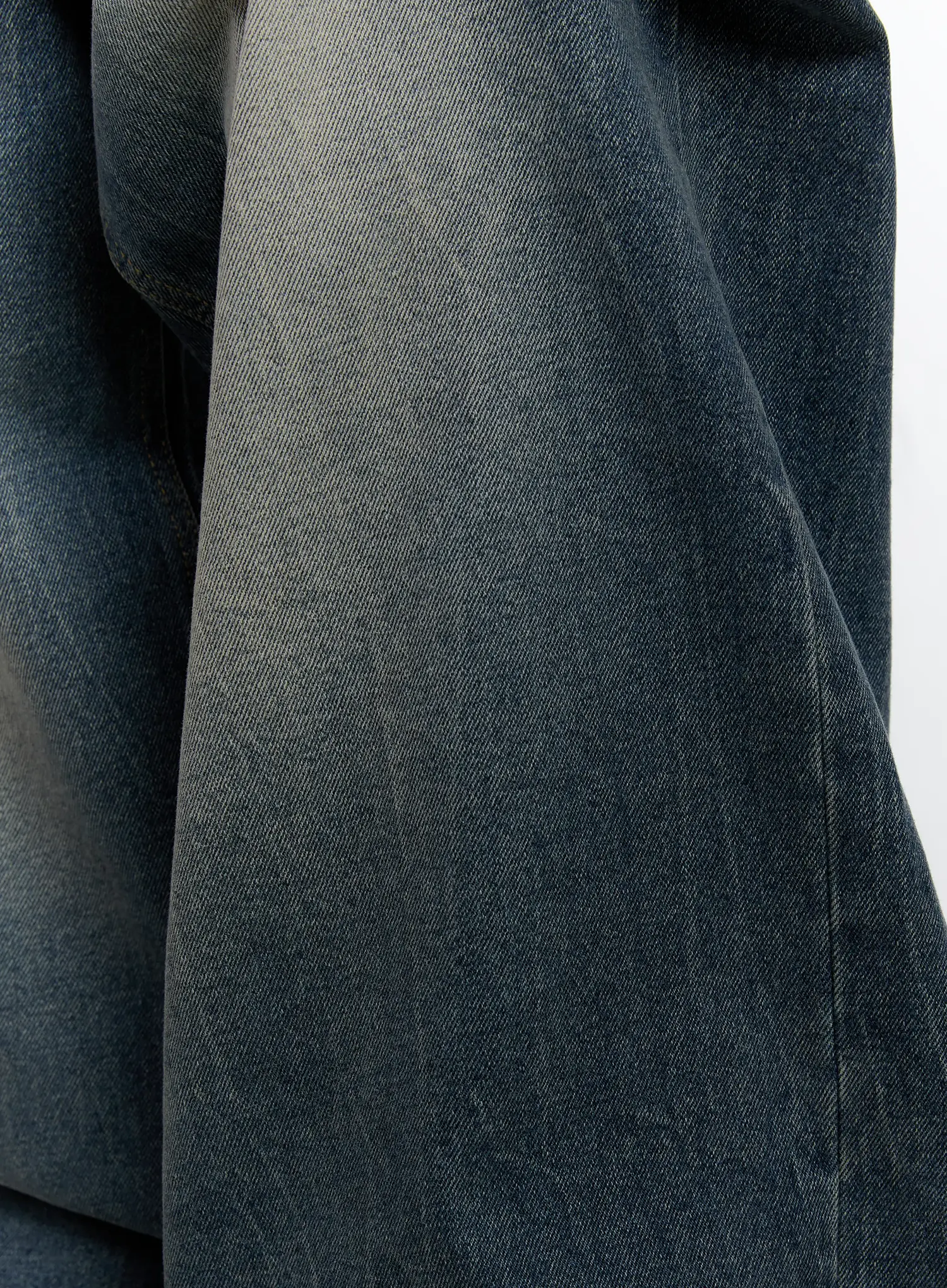 Men's Vintage Wash Baggy Jeans IS529 - Image 8