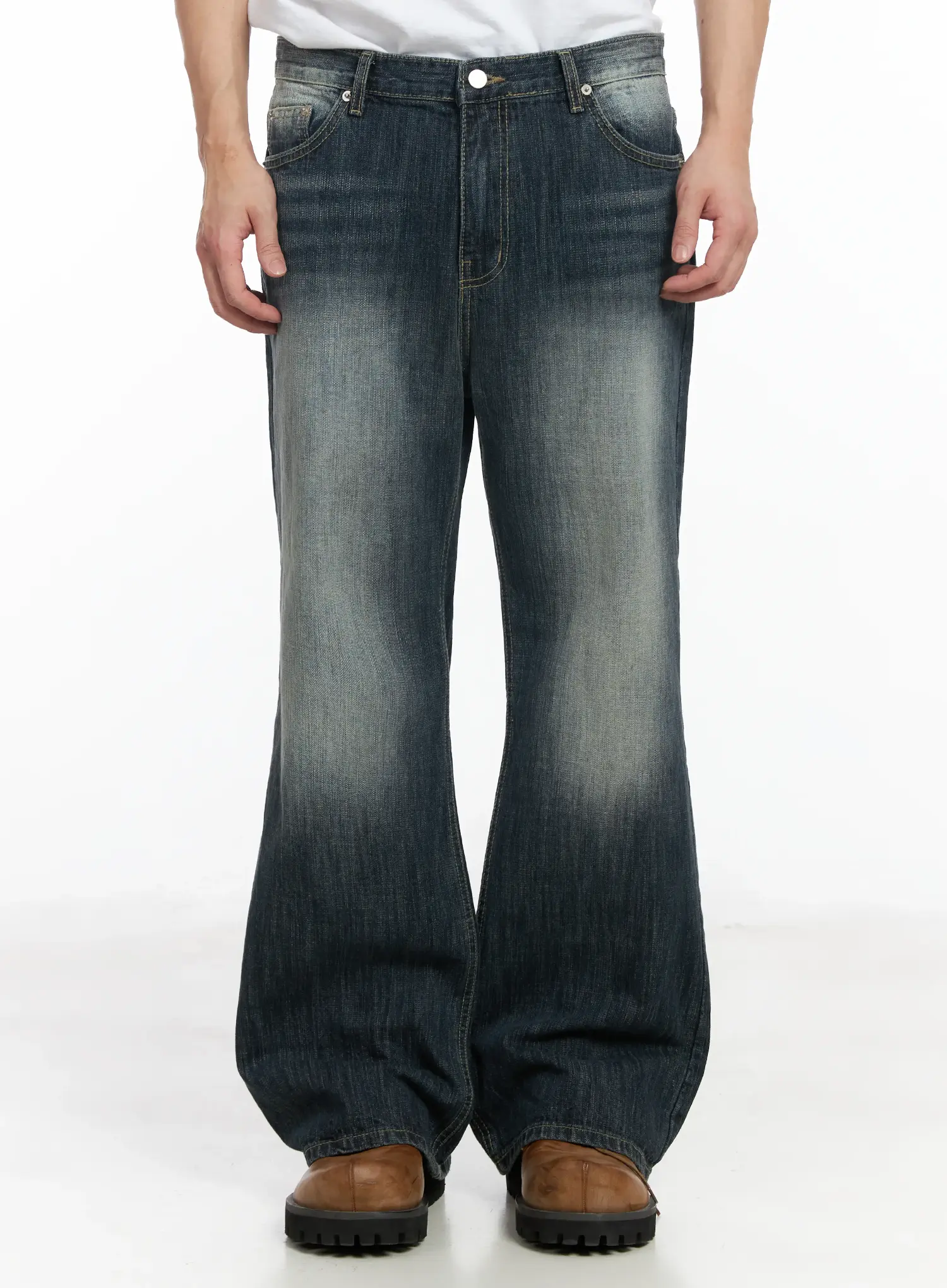 Men's Washed Flared Jeans IF517