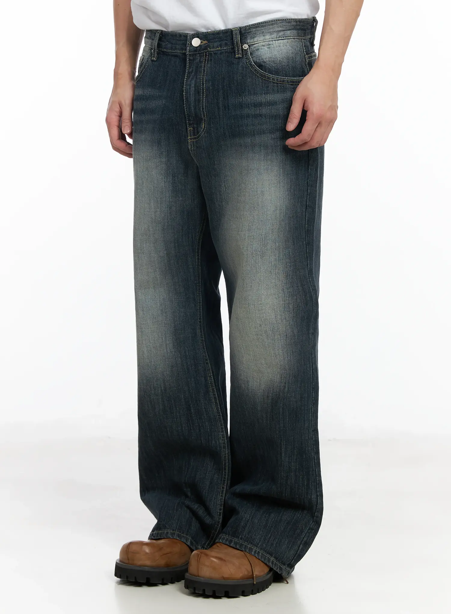 Men's Washed Flared Jeans IF517 - Image 4