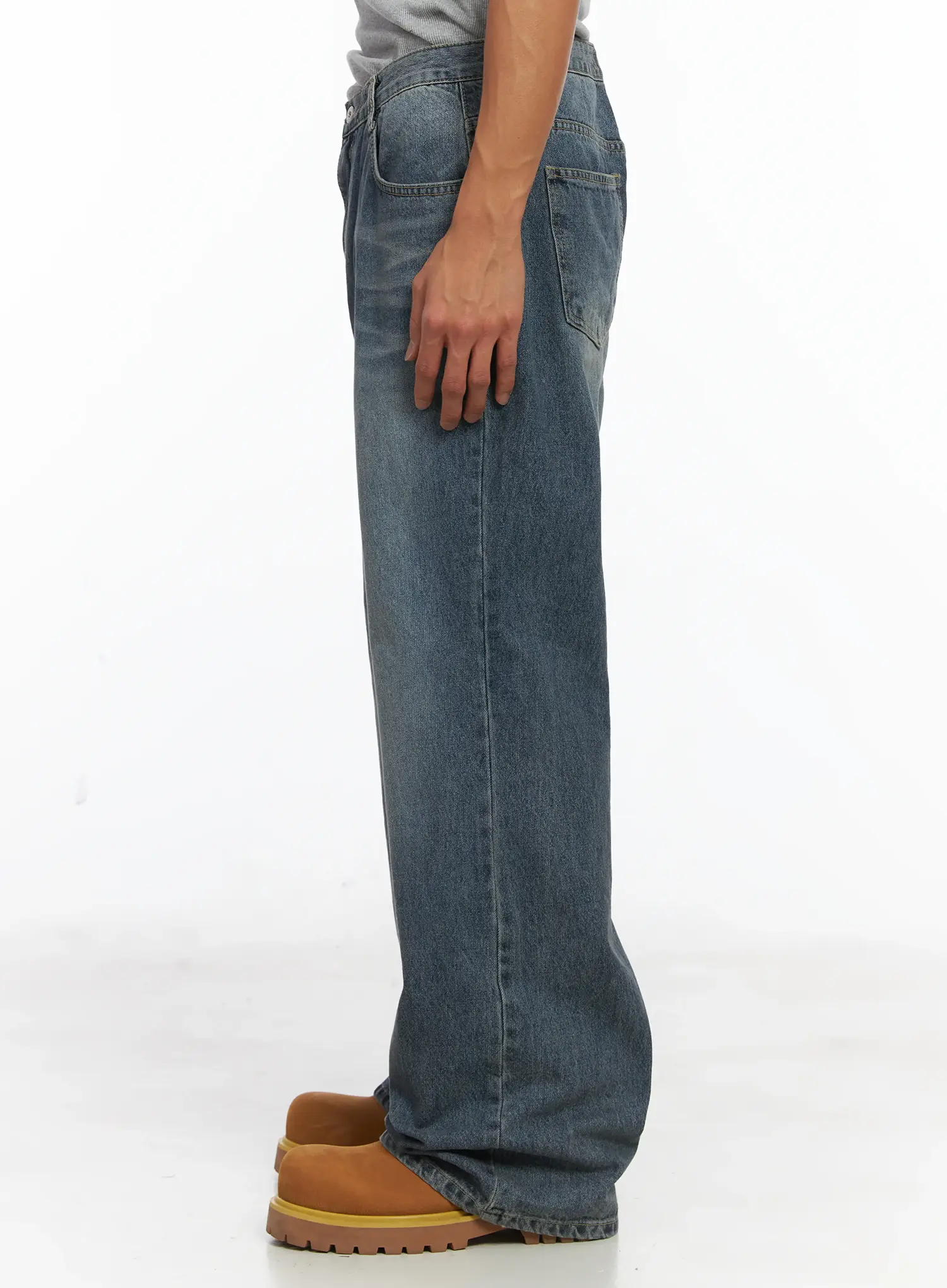 Men's Washed Semi-Flared Jeans IJ514 - Image 5