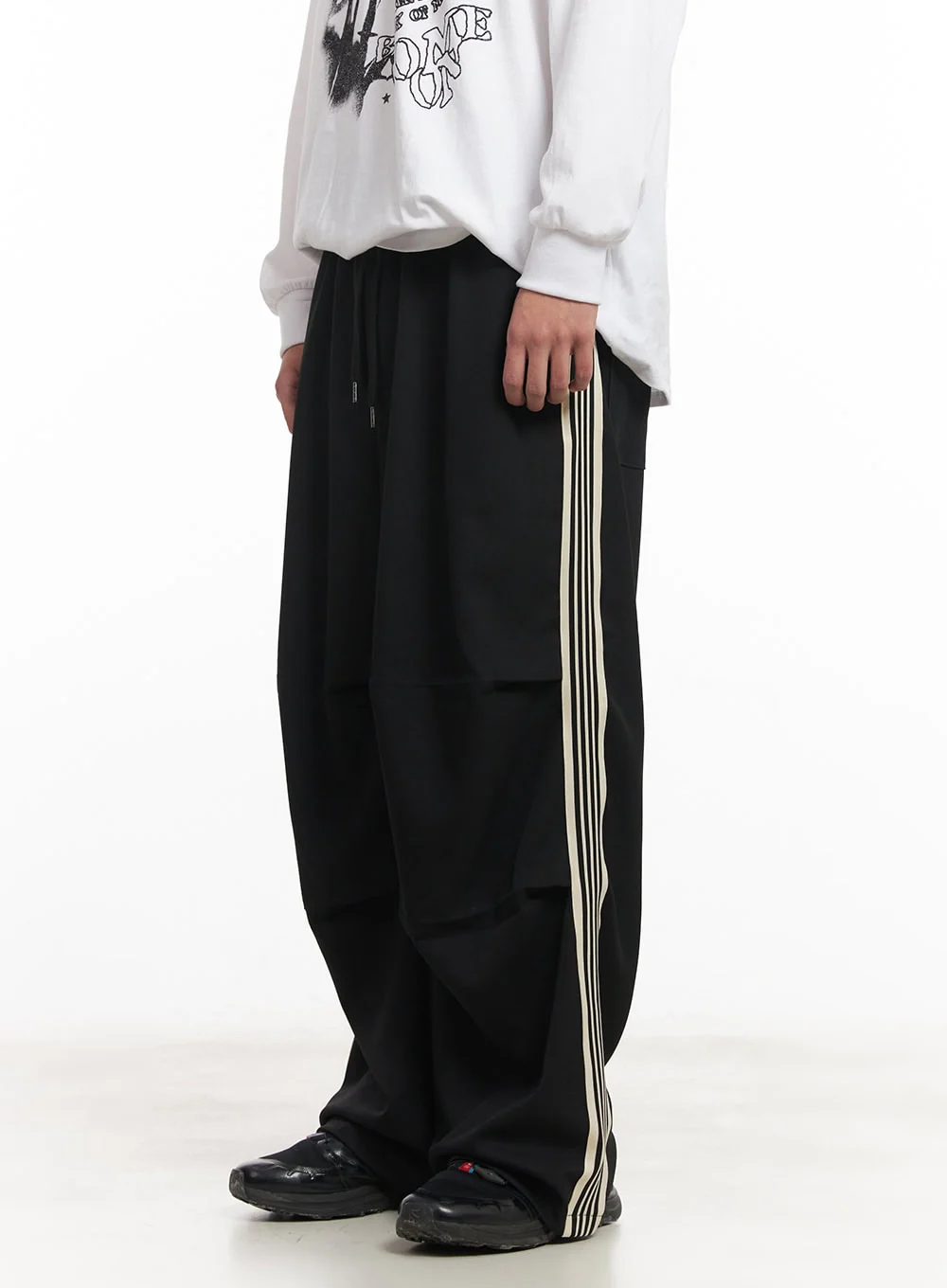 Men's Wide-Fit Striped Sweatpants IM517 - Image 2