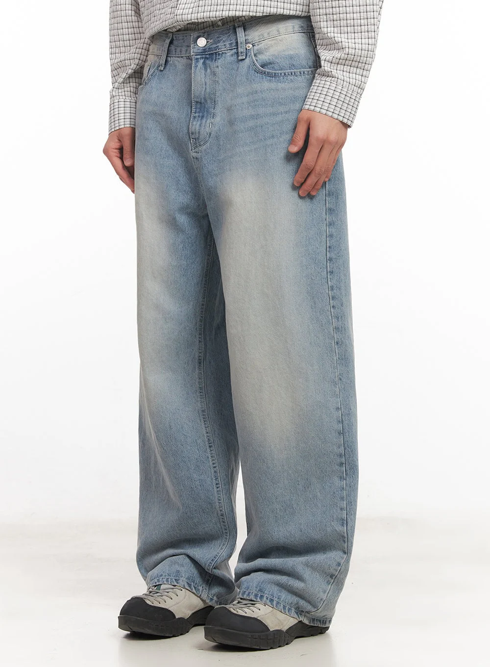 Men's Wide-Fit Washed Denim Jeans IA510 - Image 3