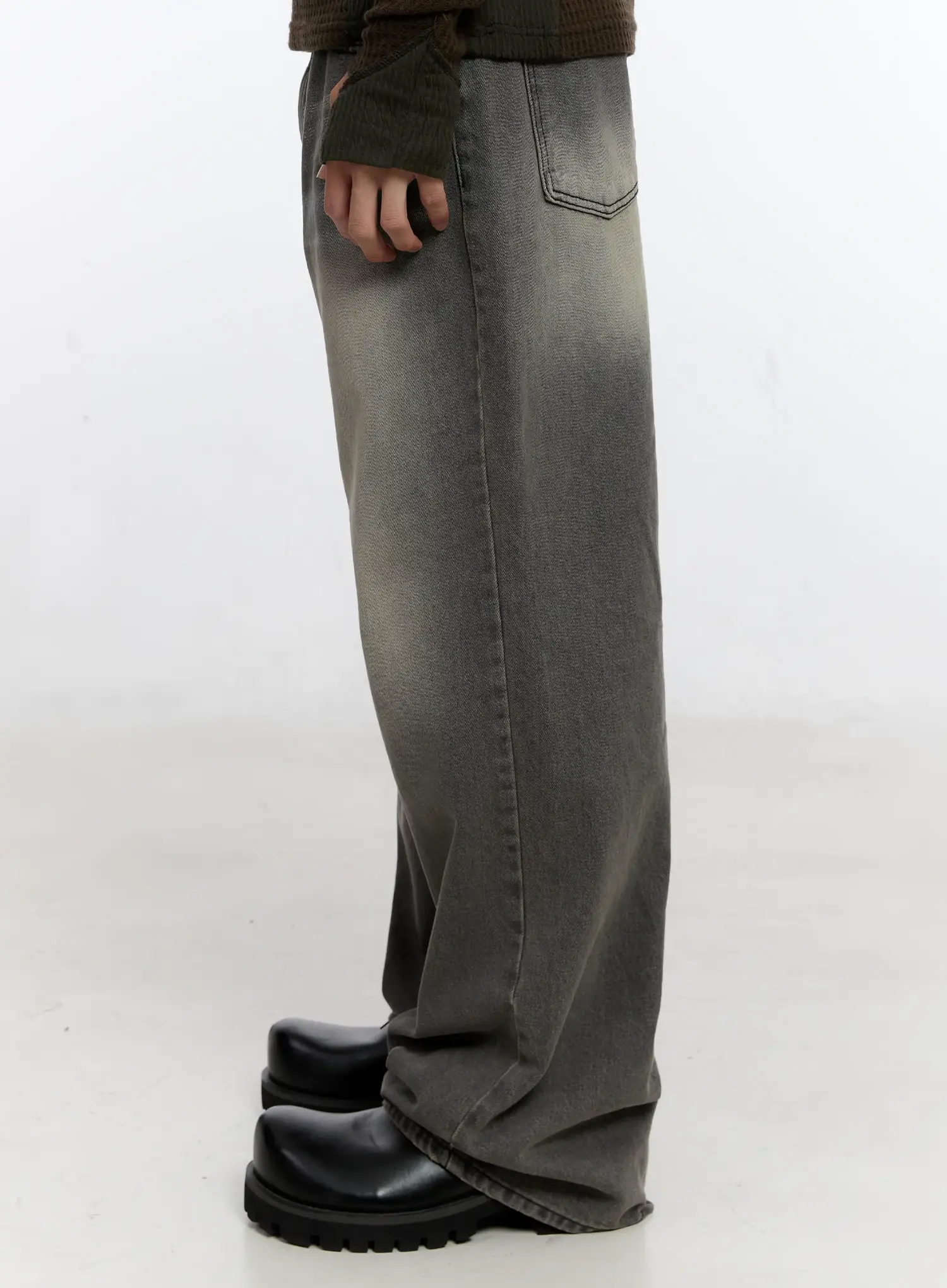 Men's Wide Washed Jeans IS530 - Image 5