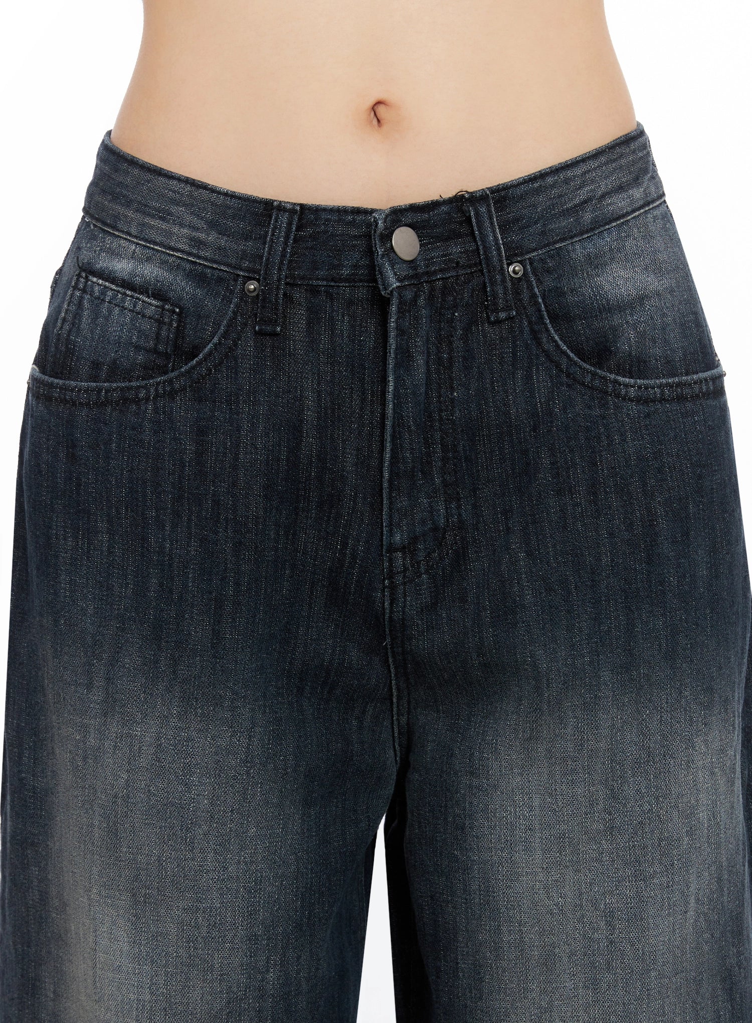 Minnell Vintage-Wash Wide-Leg Jeans IO517 - Image 3