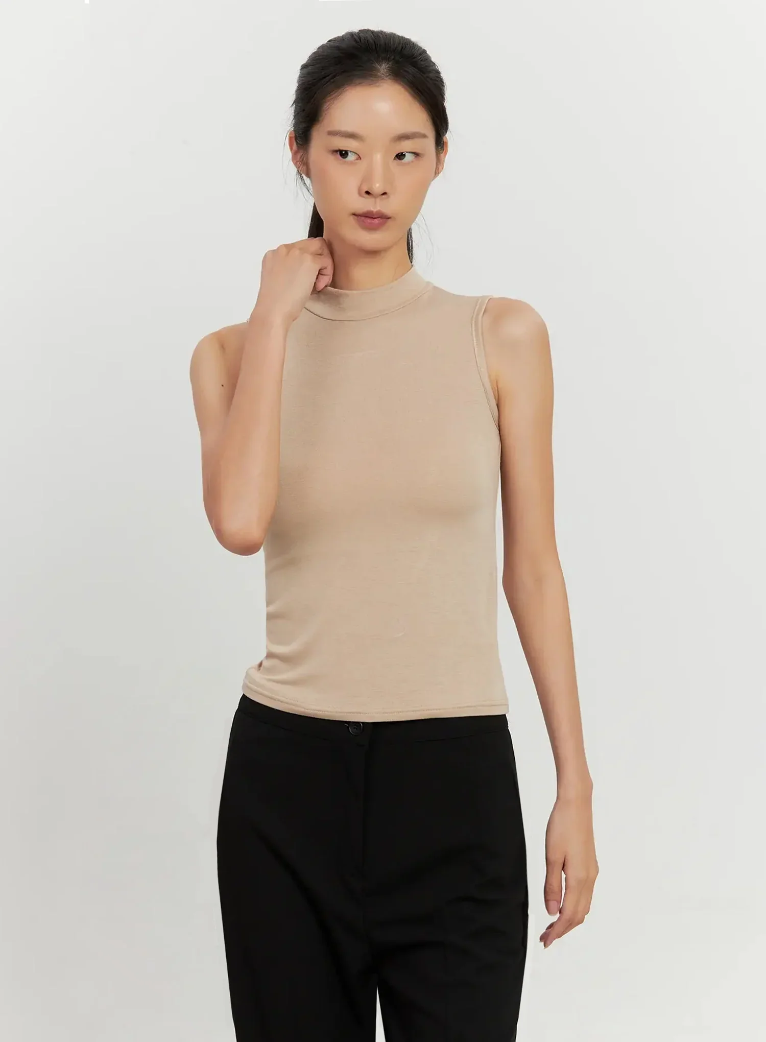 Mock Neck Sleeveless Top IL528 - Image 9