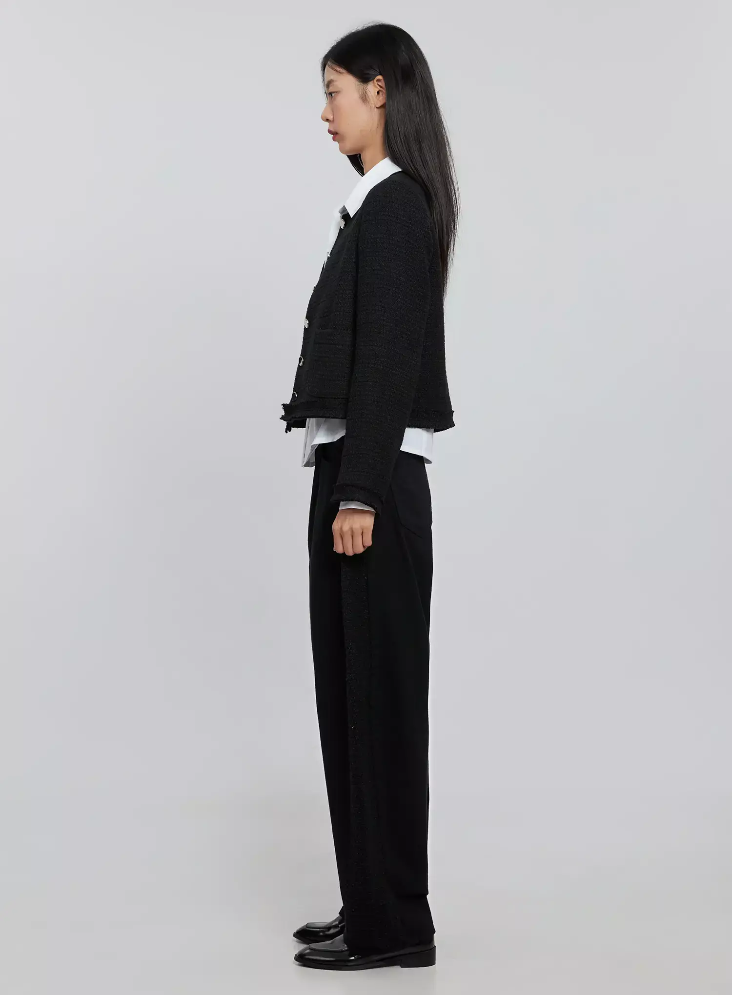 Modern Black Cropped Blazer IO530 - Image 13