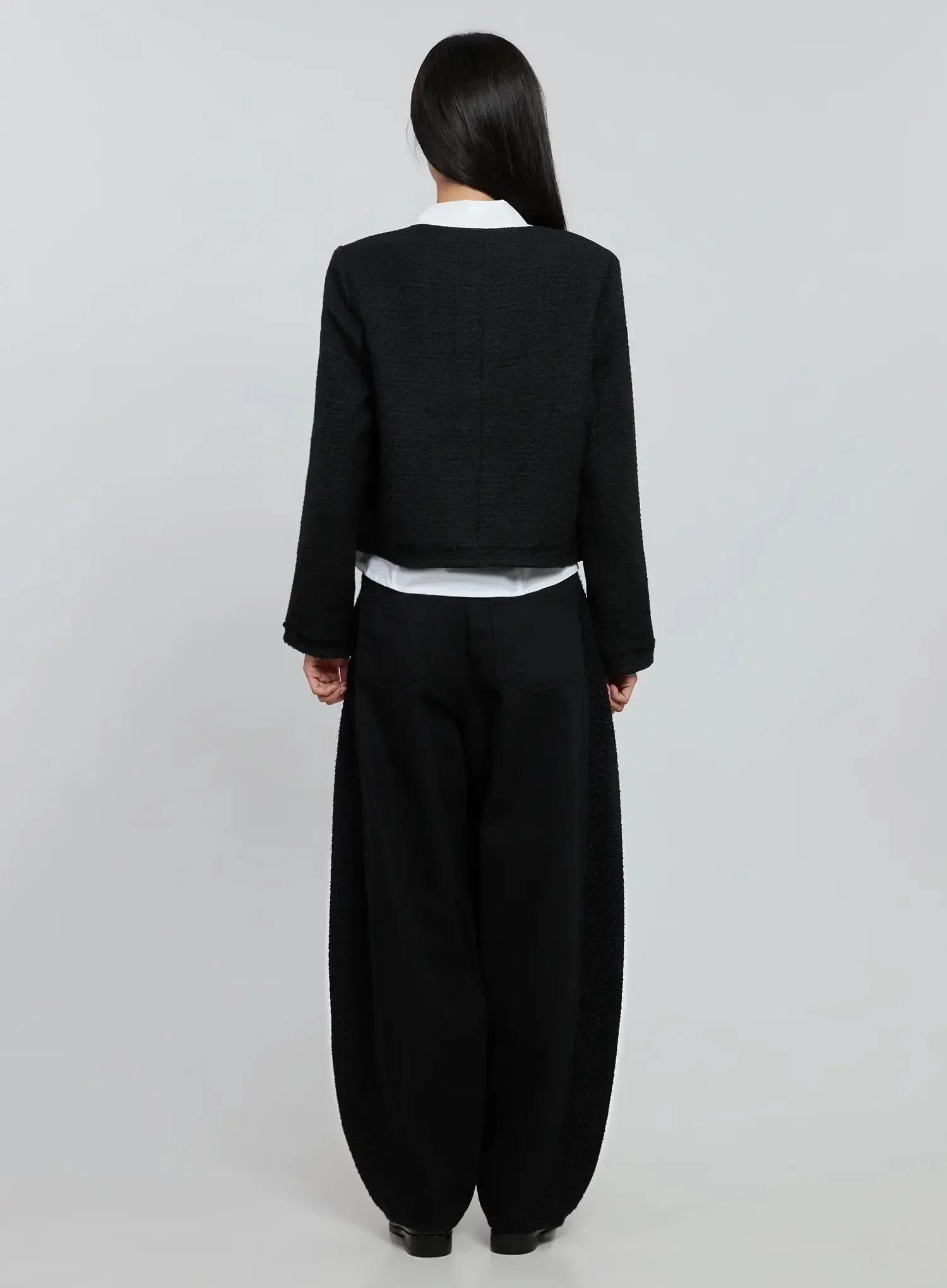 Modern Black Cropped Blazer IO530 - Image 14