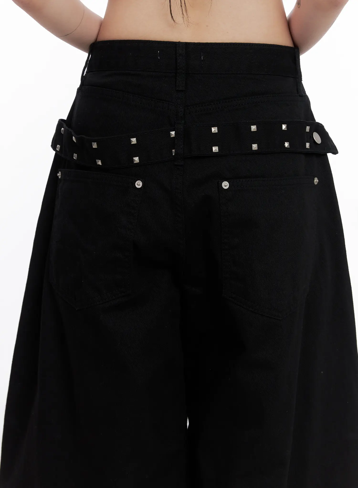 Nana Studded Belt Balloon Jeans CS512 - Image 2