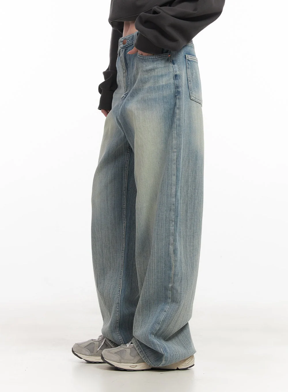 Nicola Washed Wide-Leg Jeans CF514 - Image 3