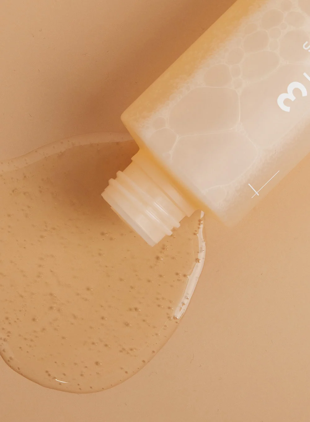 No.3 Super Glowing Essence Toner (200ml) - Image 2