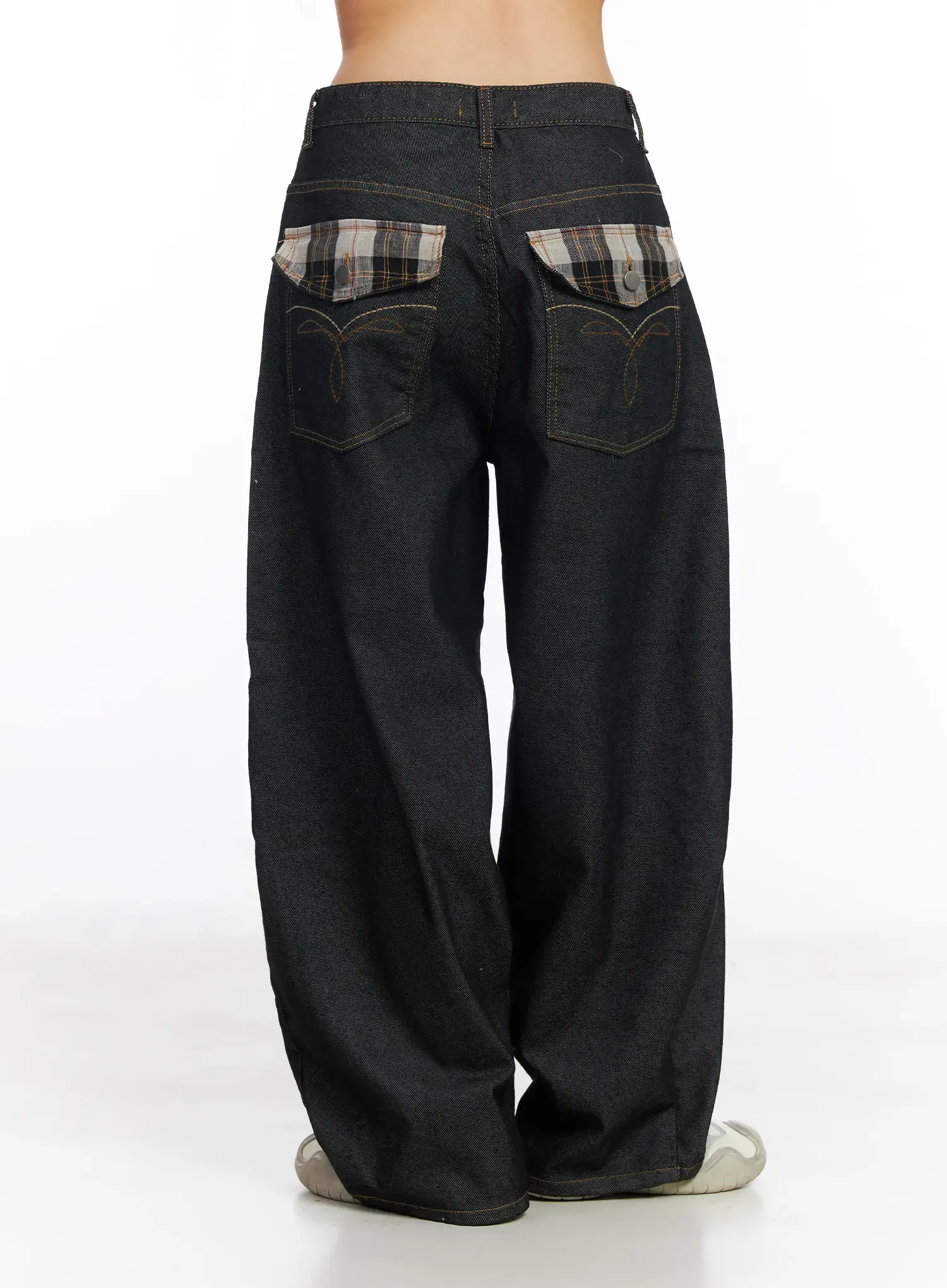 Nora Plaid Accent Wide-Leg Jeans CF506 - Image 15