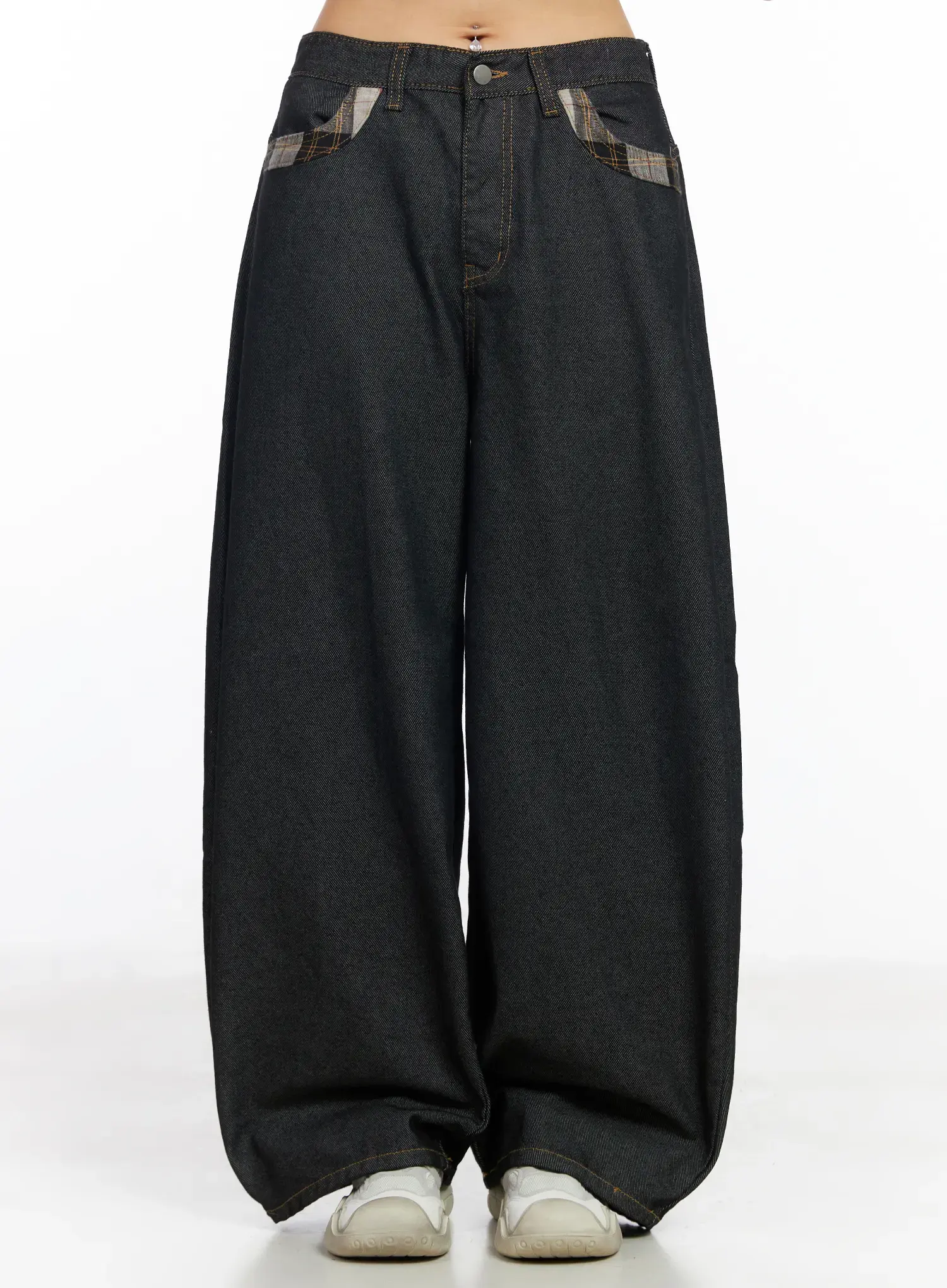 Nora Plaid Accent Wide-Leg Jeans CF506 - Image 2