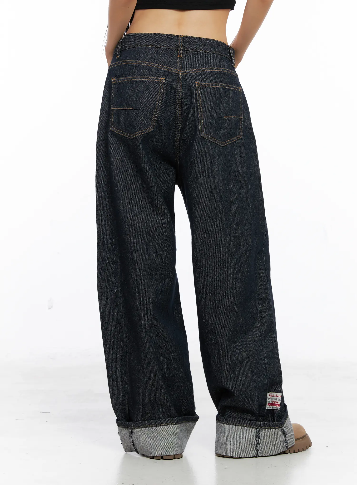 Oakley Cuffed Wide-Leg Jeans CS511 - Image 4
