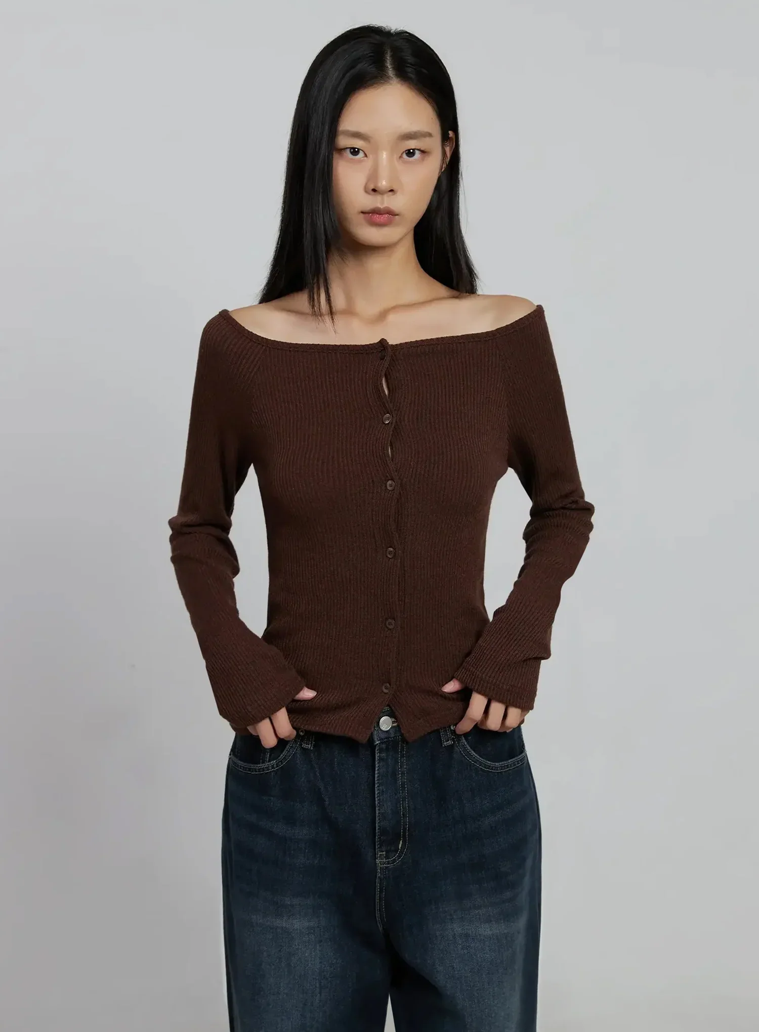 Off-Shoulder Button Ribbed Cardigan IM520 - Image 5