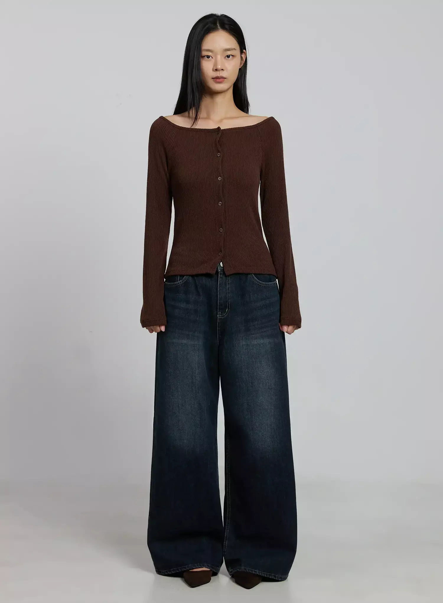 Off-Shoulder Button Ribbed Cardigan IM520 - Image 7