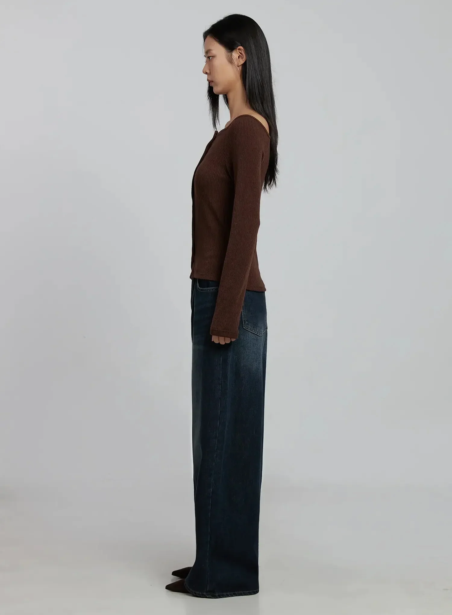 Off-Shoulder Button Ribbed Cardigan IM520 - Image 8
