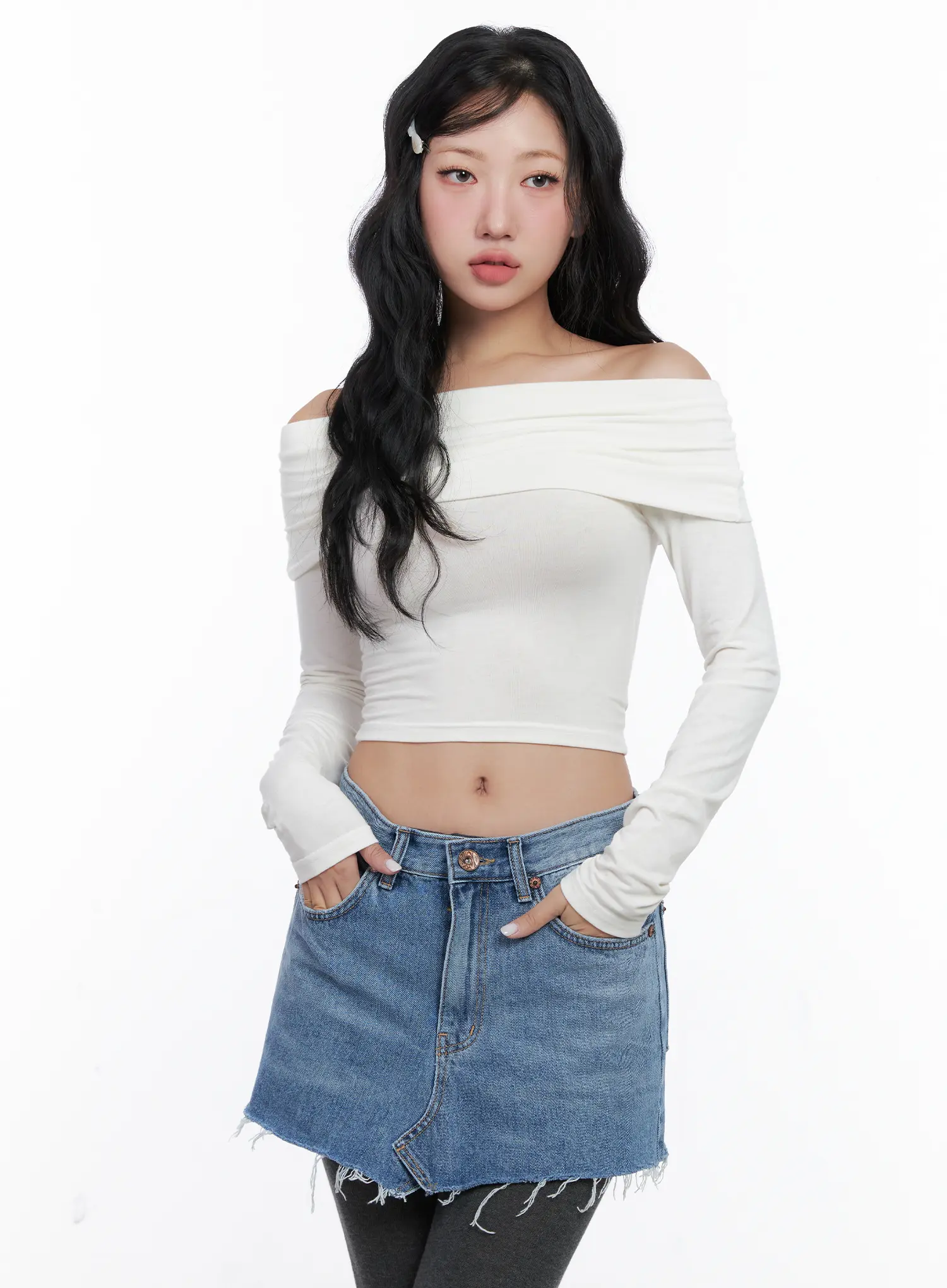 Off-Shoulder Cropped Long Sleeve Top CN514