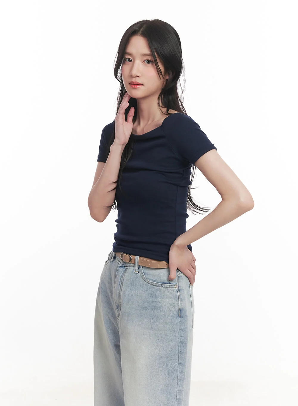 Off-Shoulder Cropped T-Shirt CA510 - Image 6