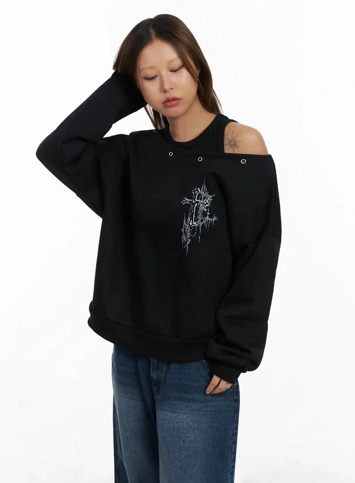 Off-Shoulder Eyelet Graphic Sweater IN528 - Image 11