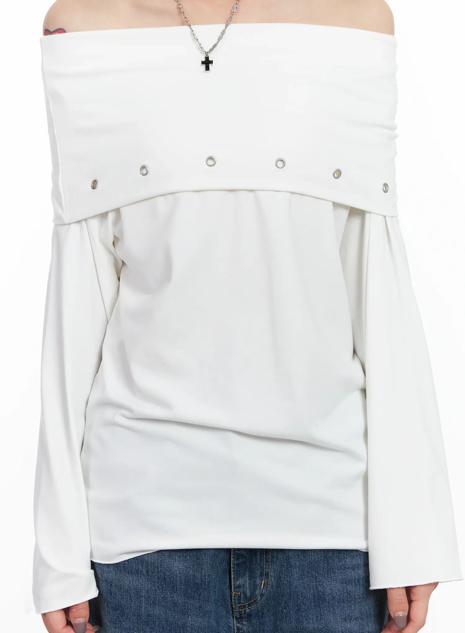 Off-Shoulder Eyelet Top CN528 - Image 4