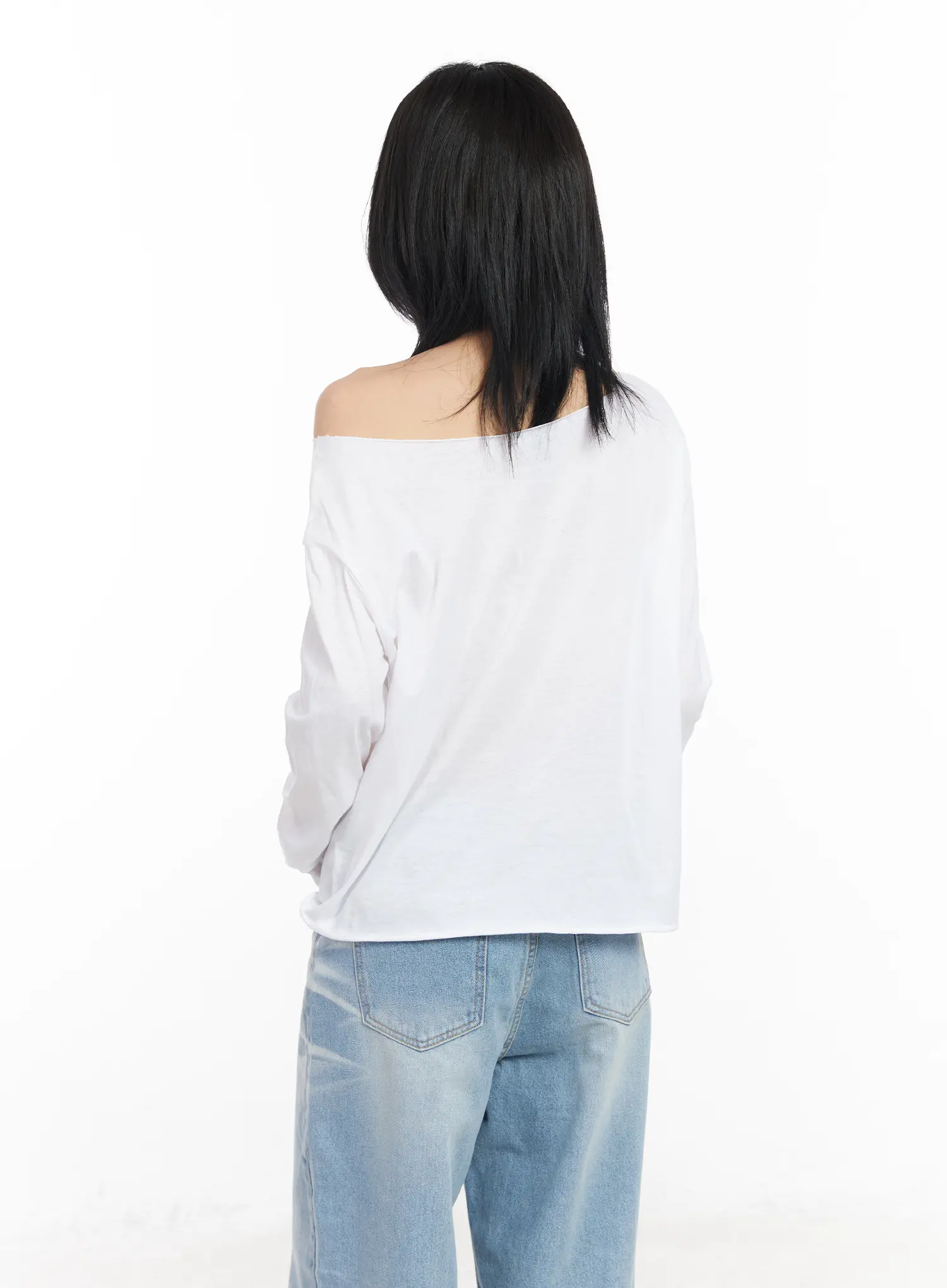 Off-Shoulder Graphic Long Sleeve Top CF526 - Image 10
