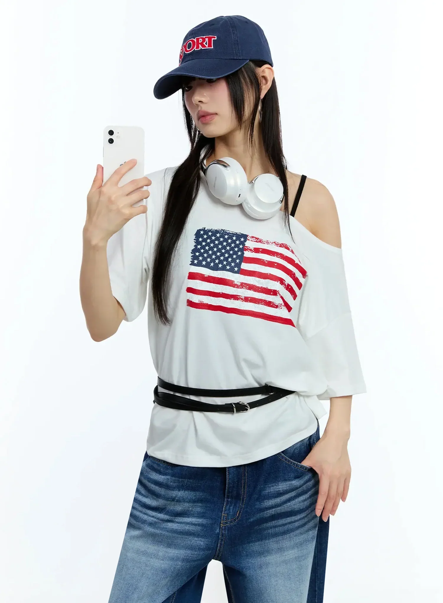 Off-Shoulder Graphic Print Tee IU525