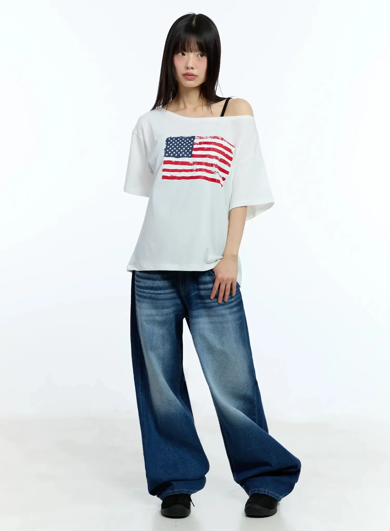 Off-Shoulder Graphic Print Tee IU525 - Image 6