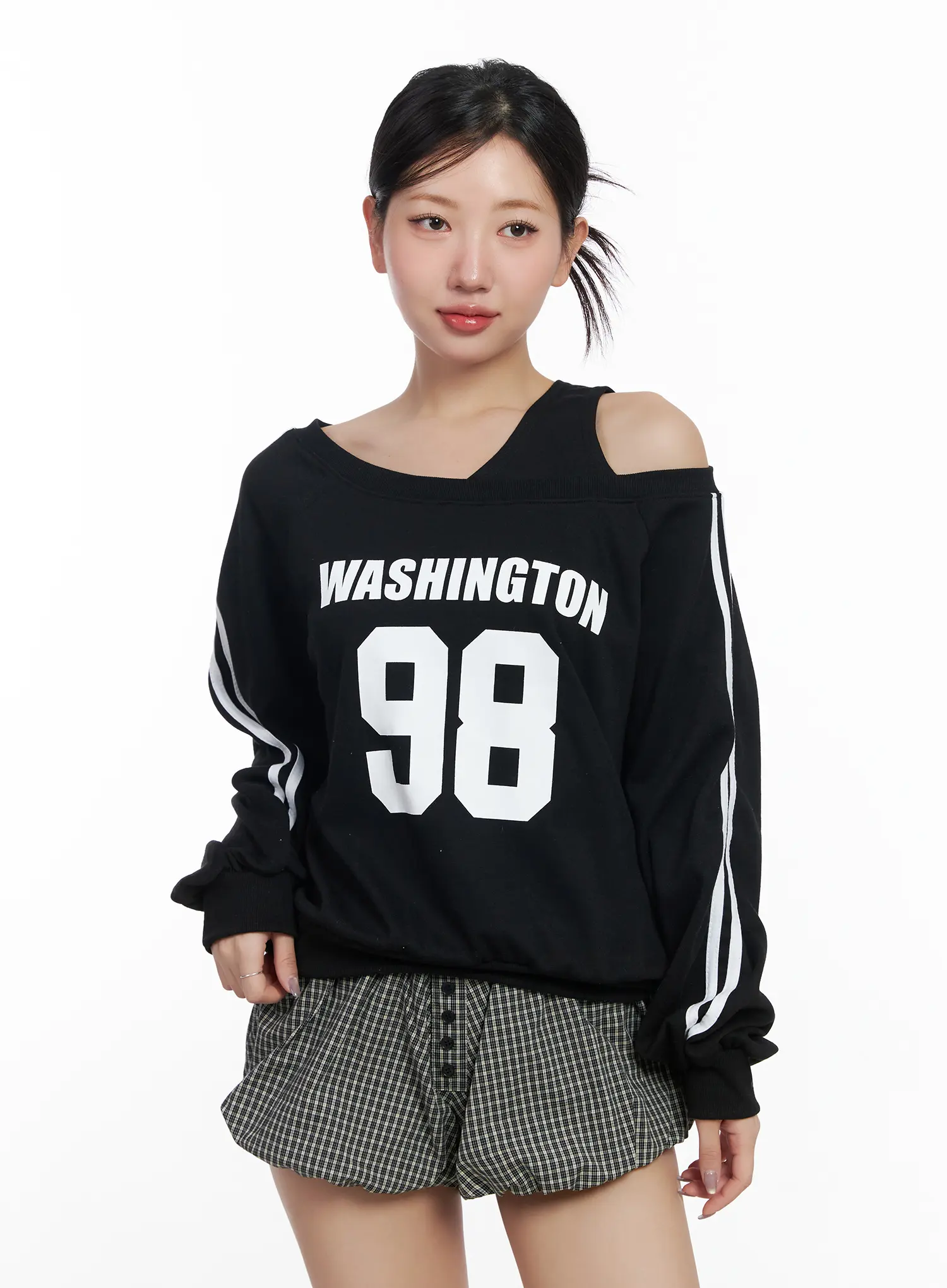 Off-Shoulder Graphic Sweatshirt CF503 - Image 10