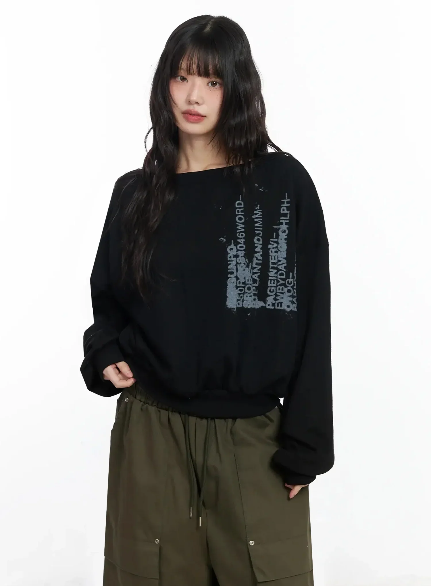 Off-Shoulder Graphic Sweatshirt F516 - Image 14